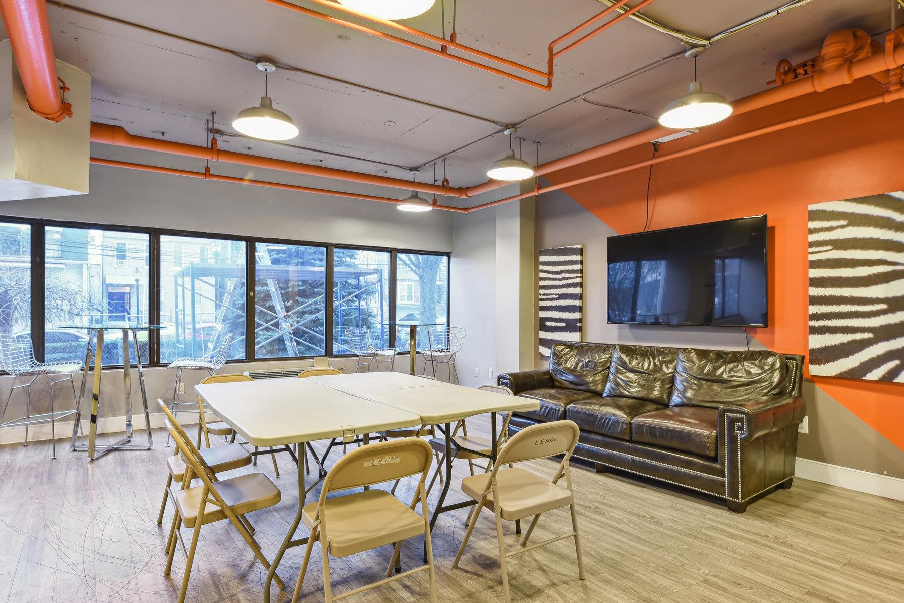 500 CENTRAL AVE Unit: 302