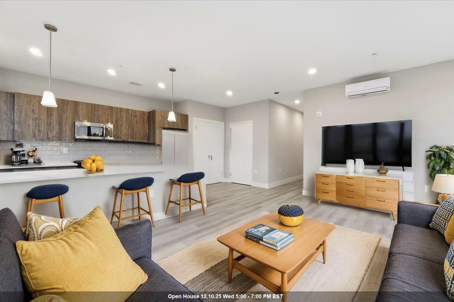 3516 JOHN F KENNEDY BLVD Unit: 203