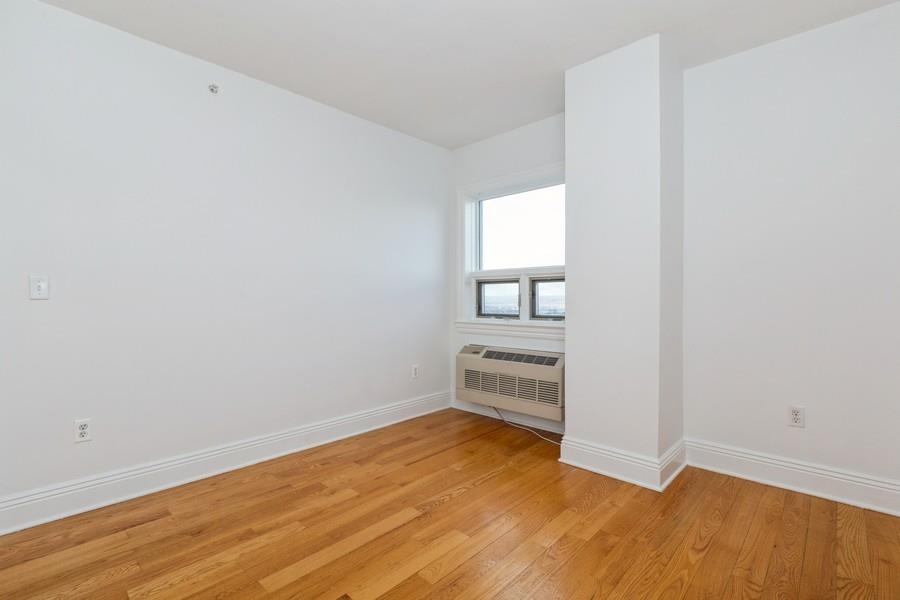 809-815 22ND ST Unit: 606