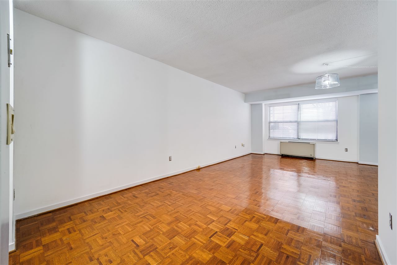 1 GREENE ST Unit: M-9