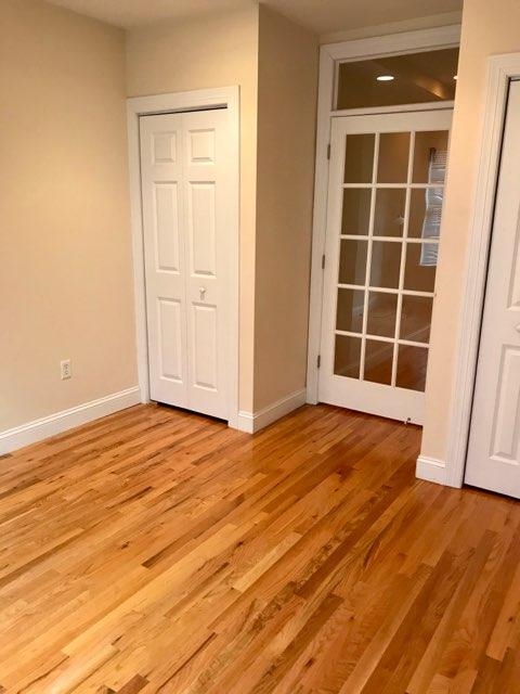 120 WILLOW AVE Unit: 6 (3R)