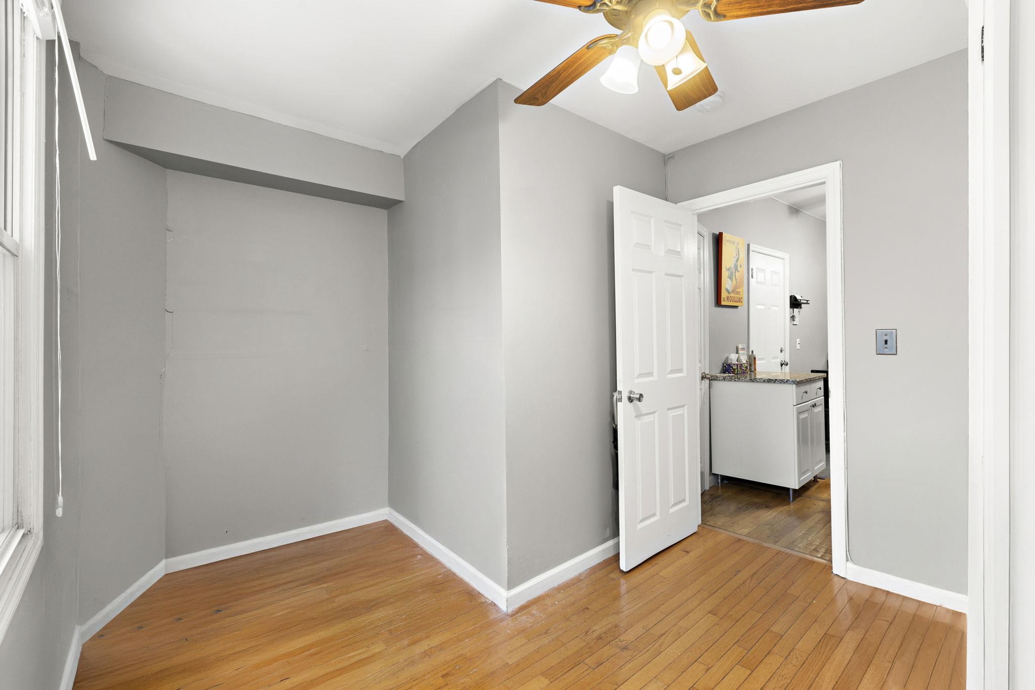 410 ADAMS ST Unit: 2L