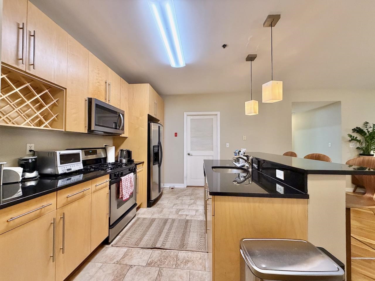 83 MONROE ST Unit: 2C