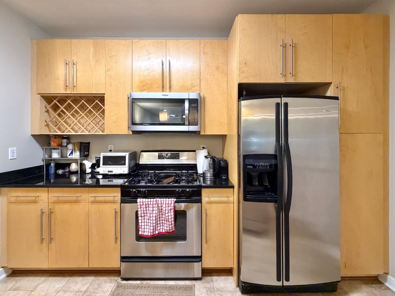 83 MONROE ST Unit: 2C