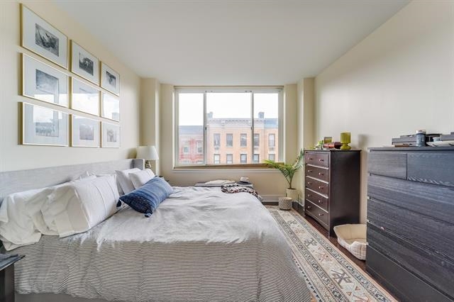 1100 MAXWELL LANE Unit: 529