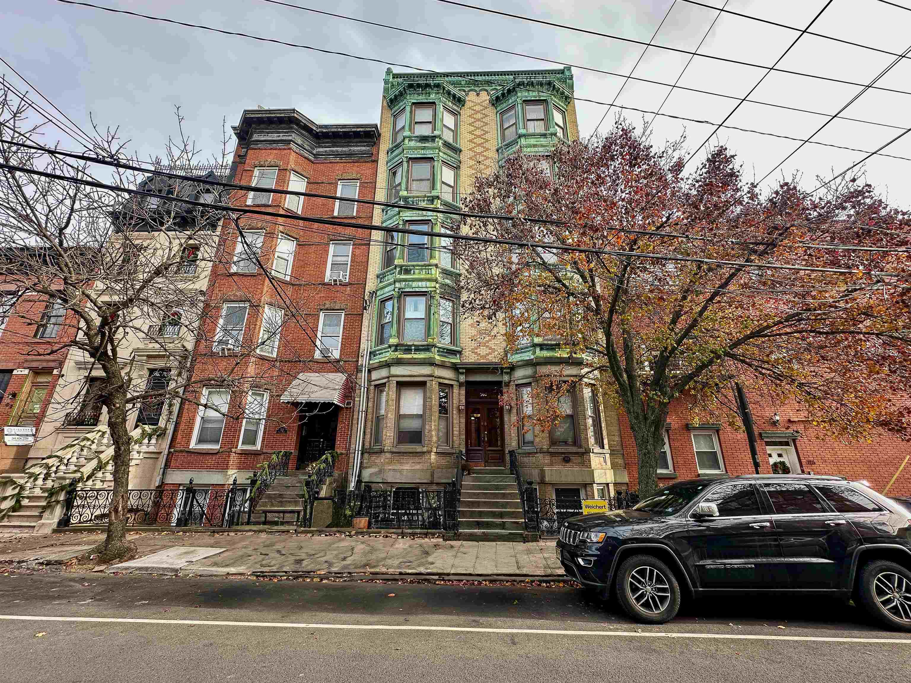 703 PARK AVE Unit: 8