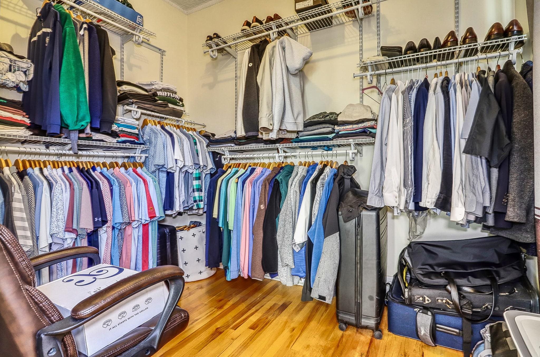 217 MONROE ST Unit: 3