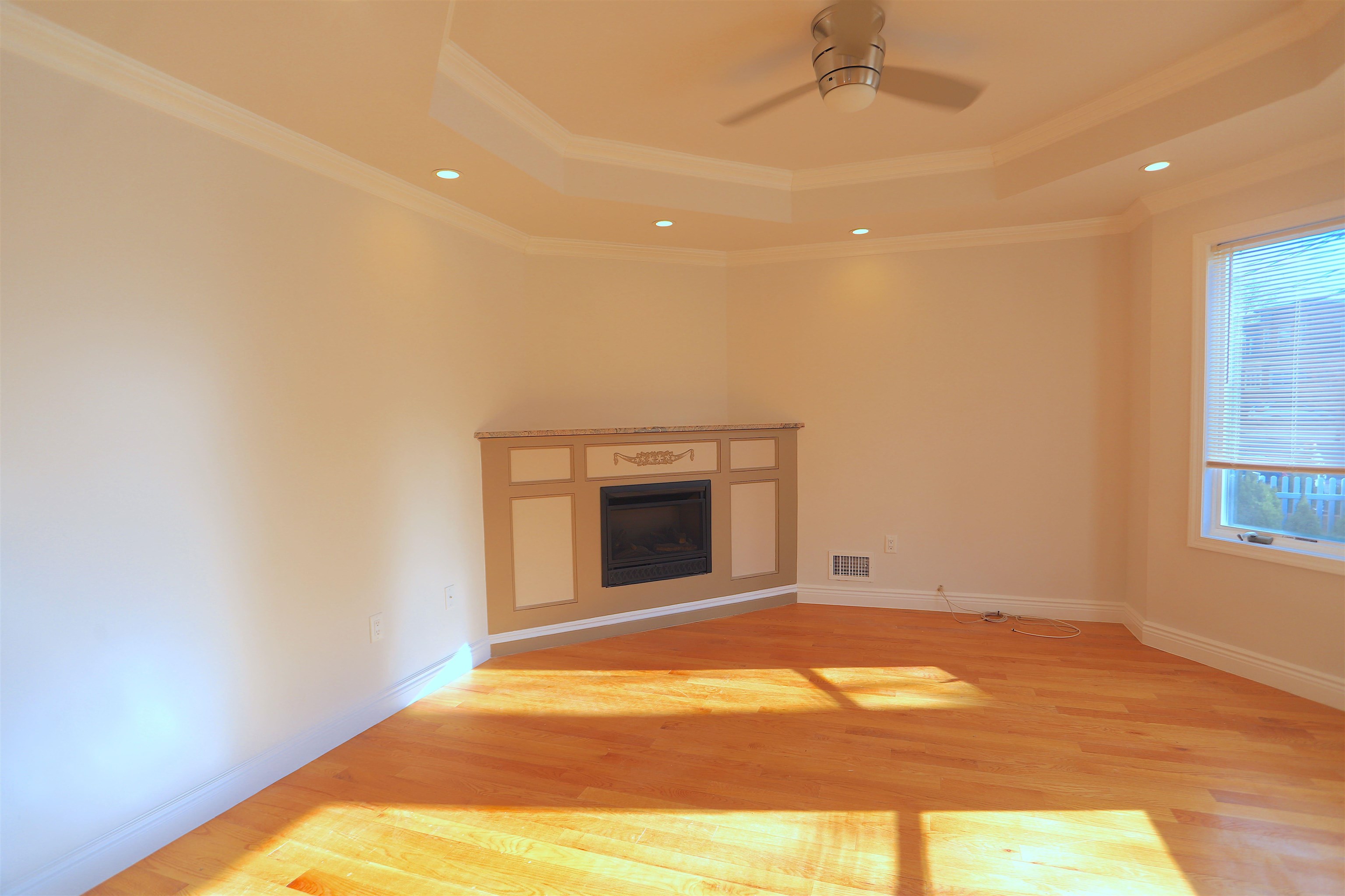 106 POPLAR ST Unit: 1