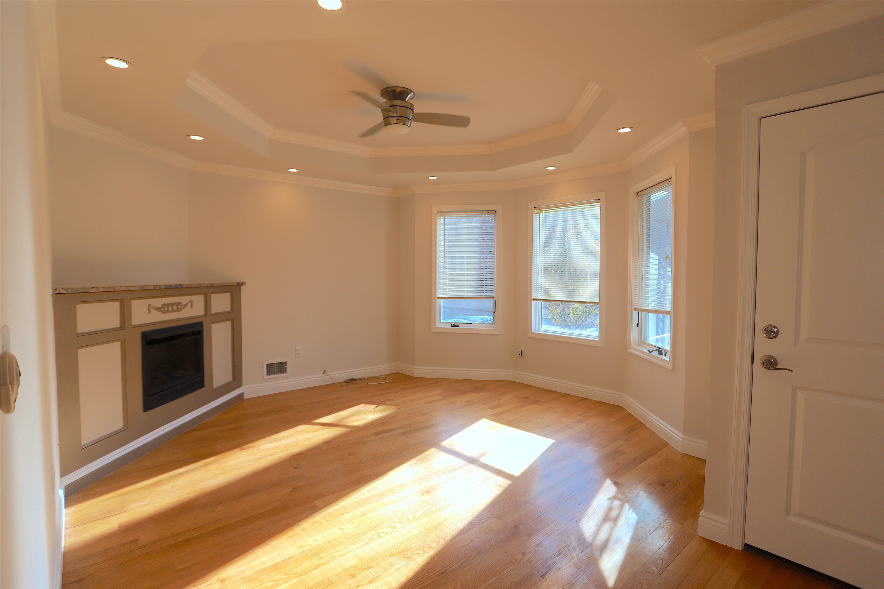 106 POPLAR ST Unit: 1