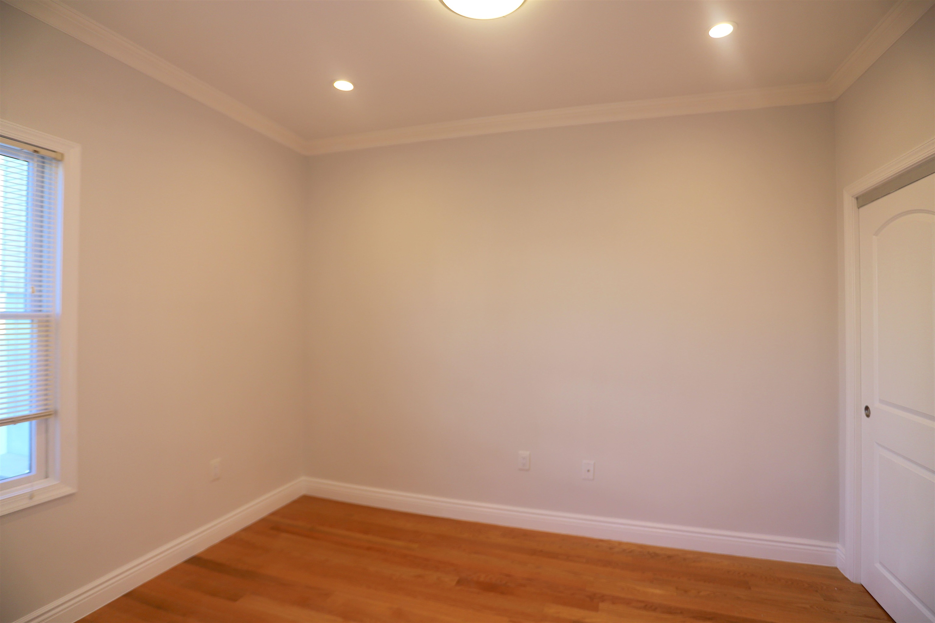 106 POPLAR ST Unit: 1