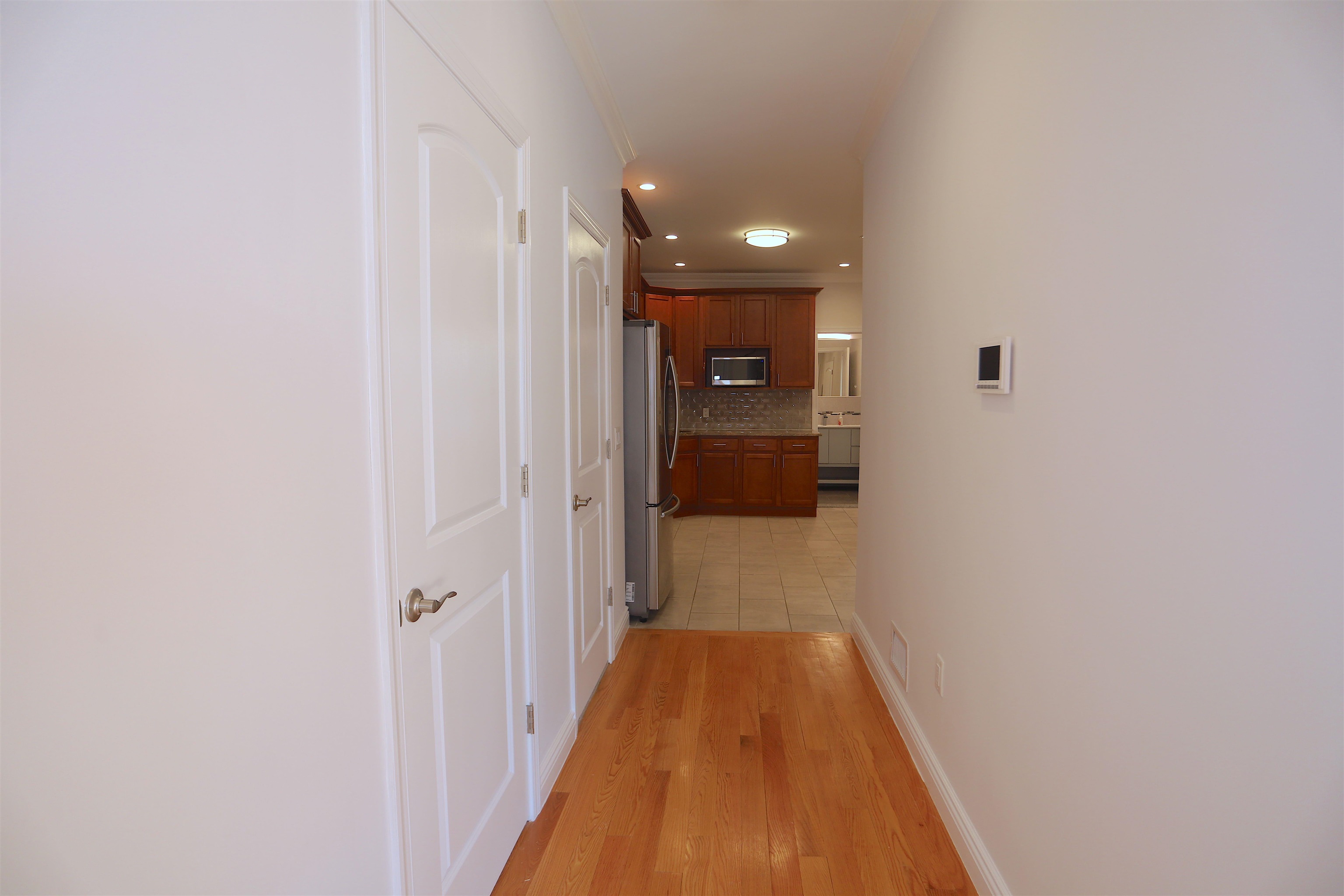 106 POPLAR ST Unit: 1