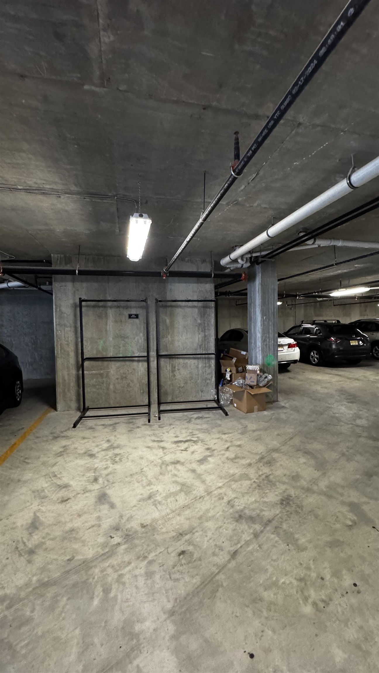 203-205 RANDOLPH AVE Unit: 101