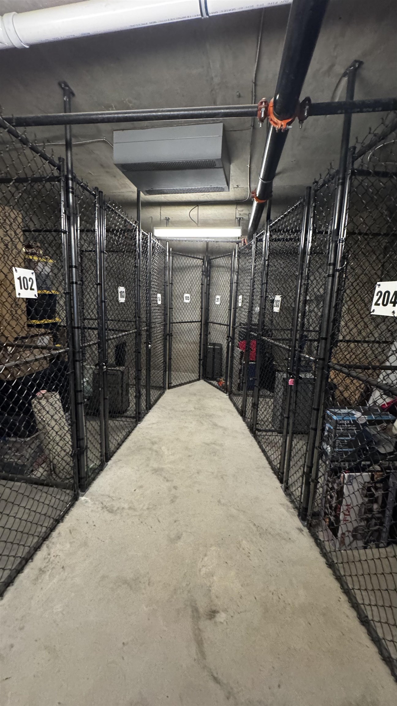 203-205 RANDOLPH AVE Unit: 101