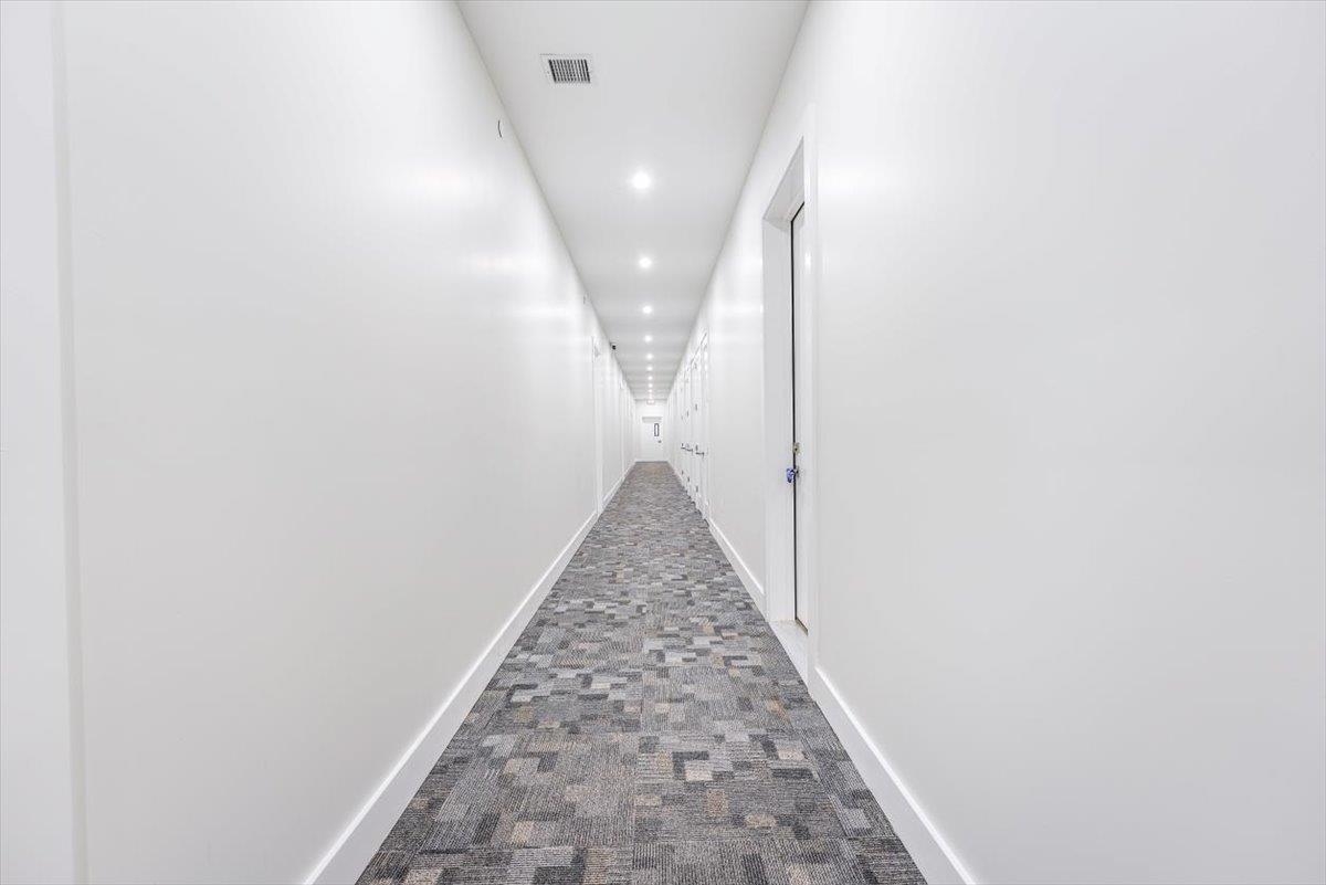 667-665 GRAND ST Unit: 205