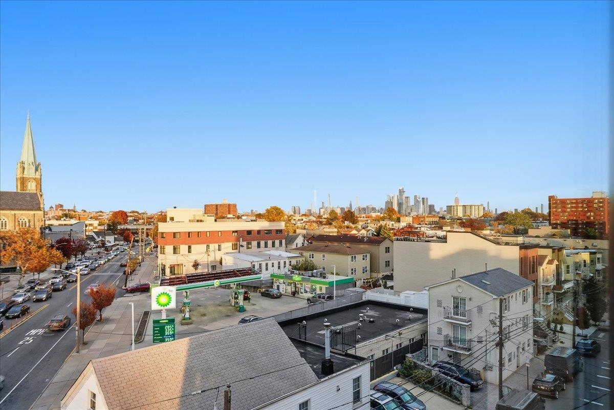 3516 JOHN F KENNEDY BLVD Unit: 303