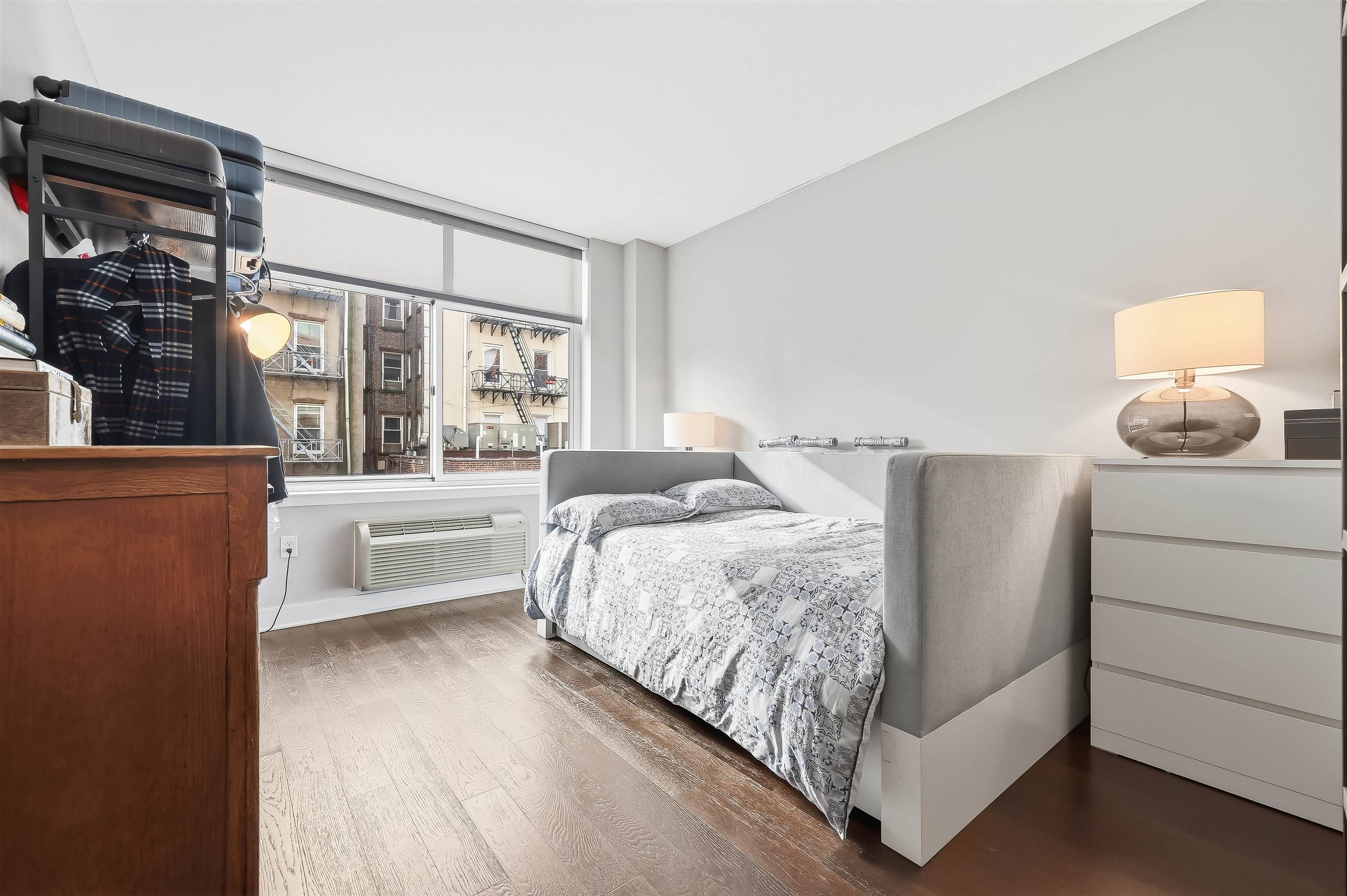 1450 WASHINGTON ST Unit: 215