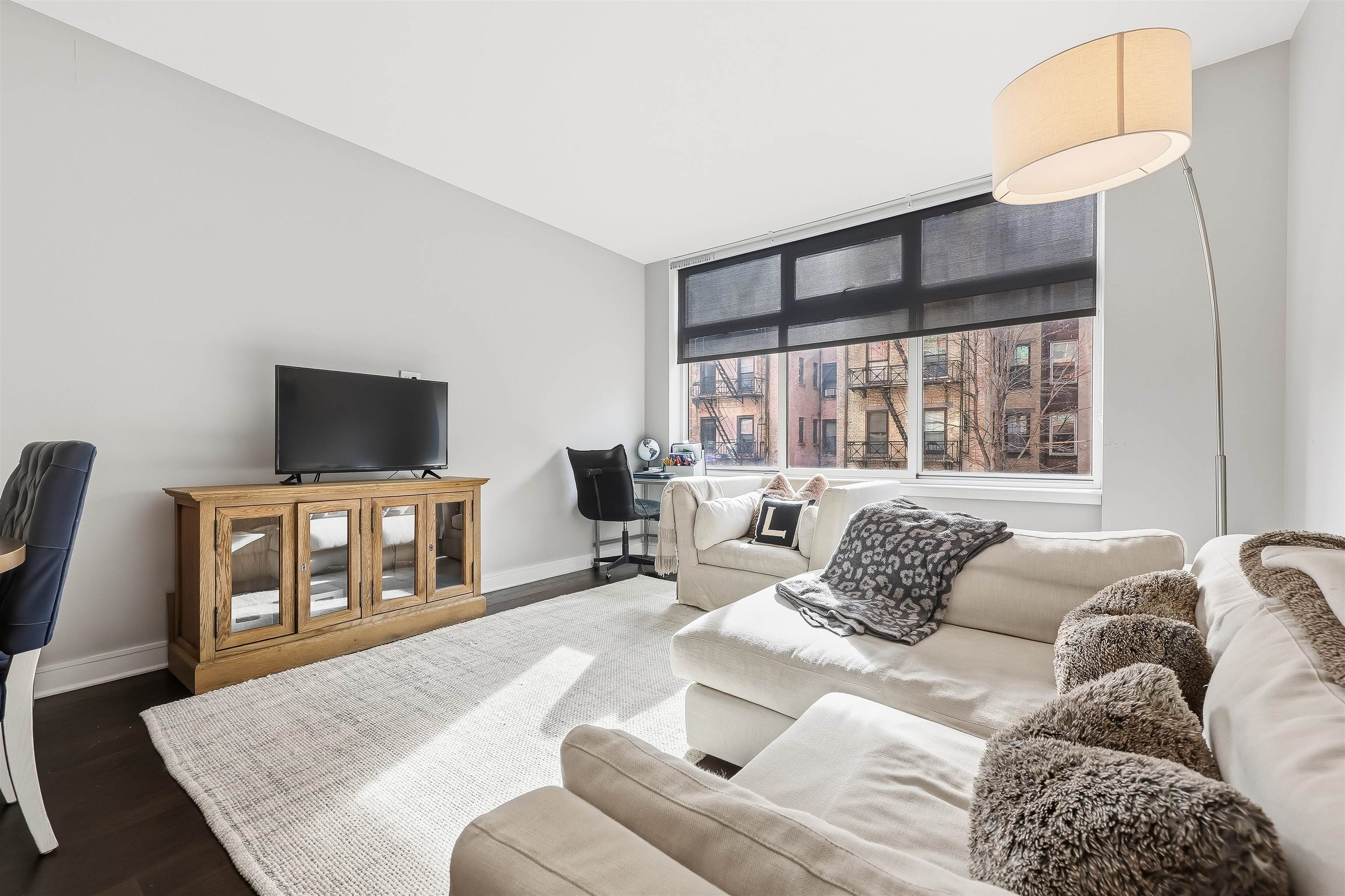 1450 WASHINGTON ST Unit: 215