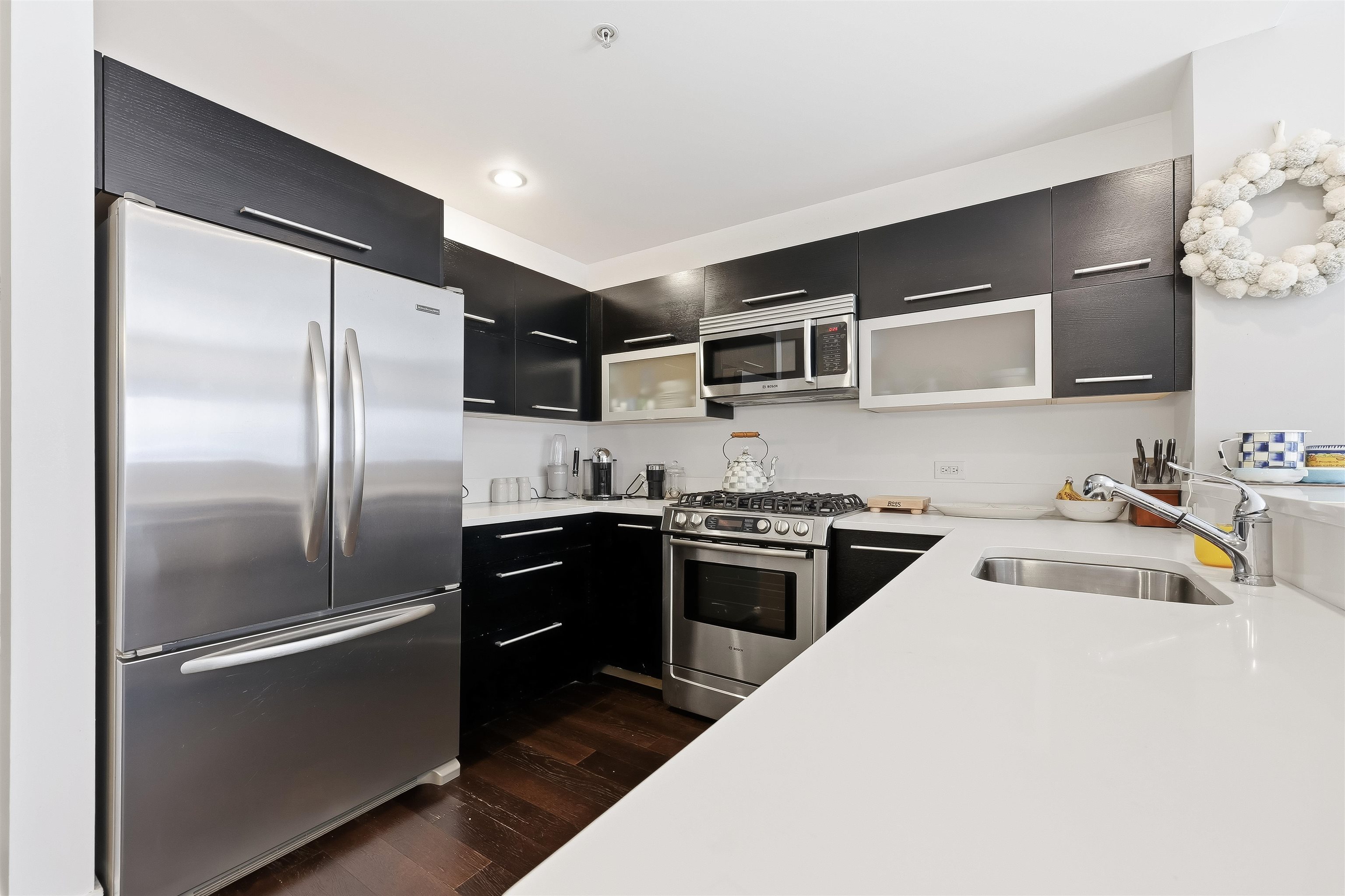 1450 WASHINGTON ST Unit: 215