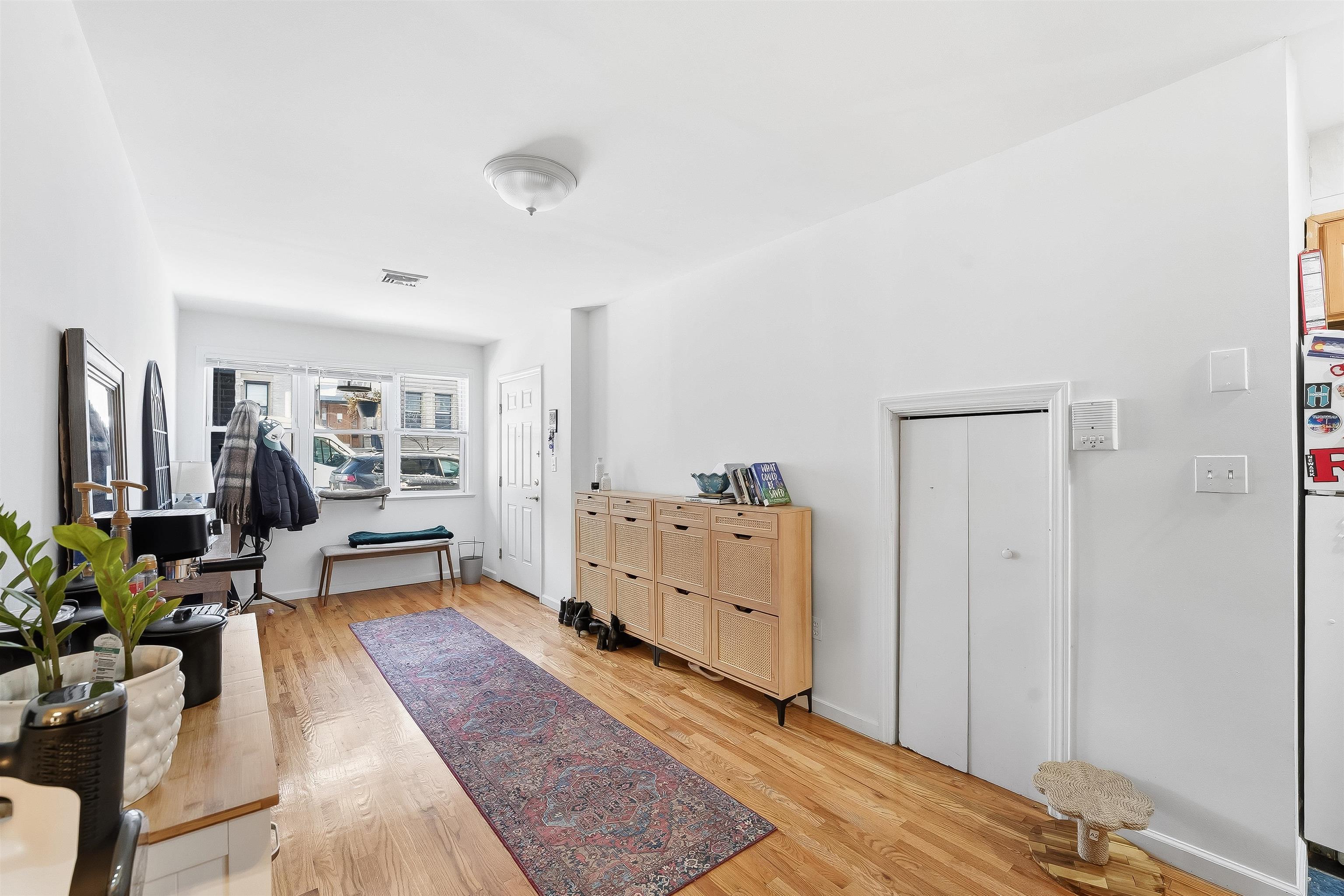 62 MONROE ST Unit: 1