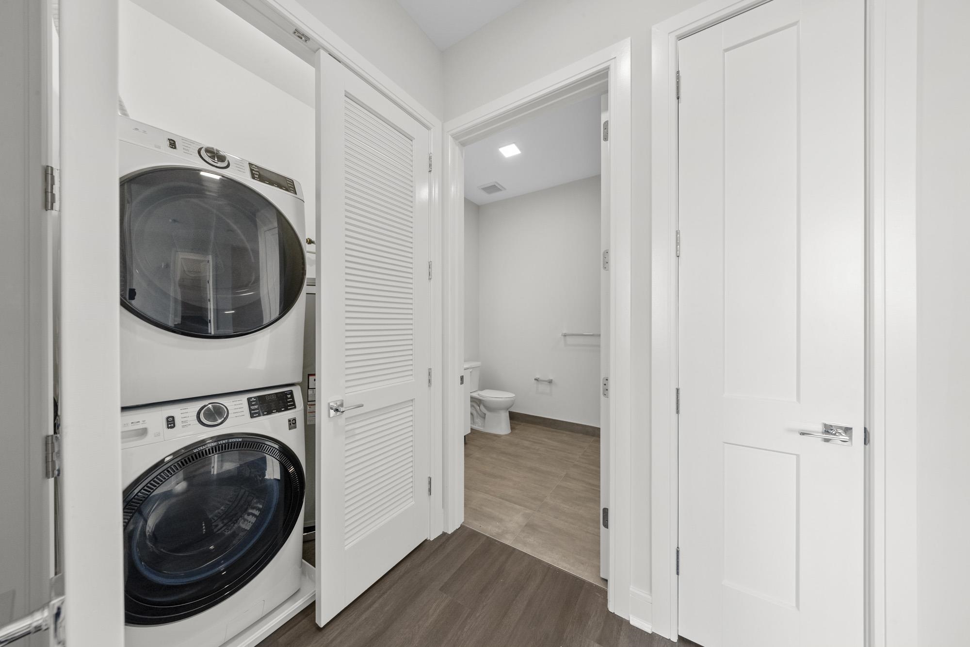 121 34TH ST Unit: 401