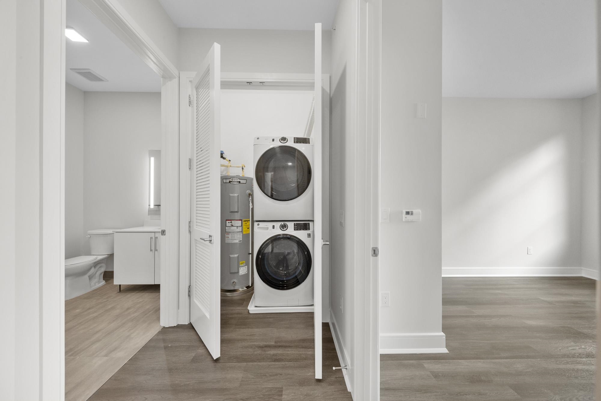 121 34TH ST Unit: 311