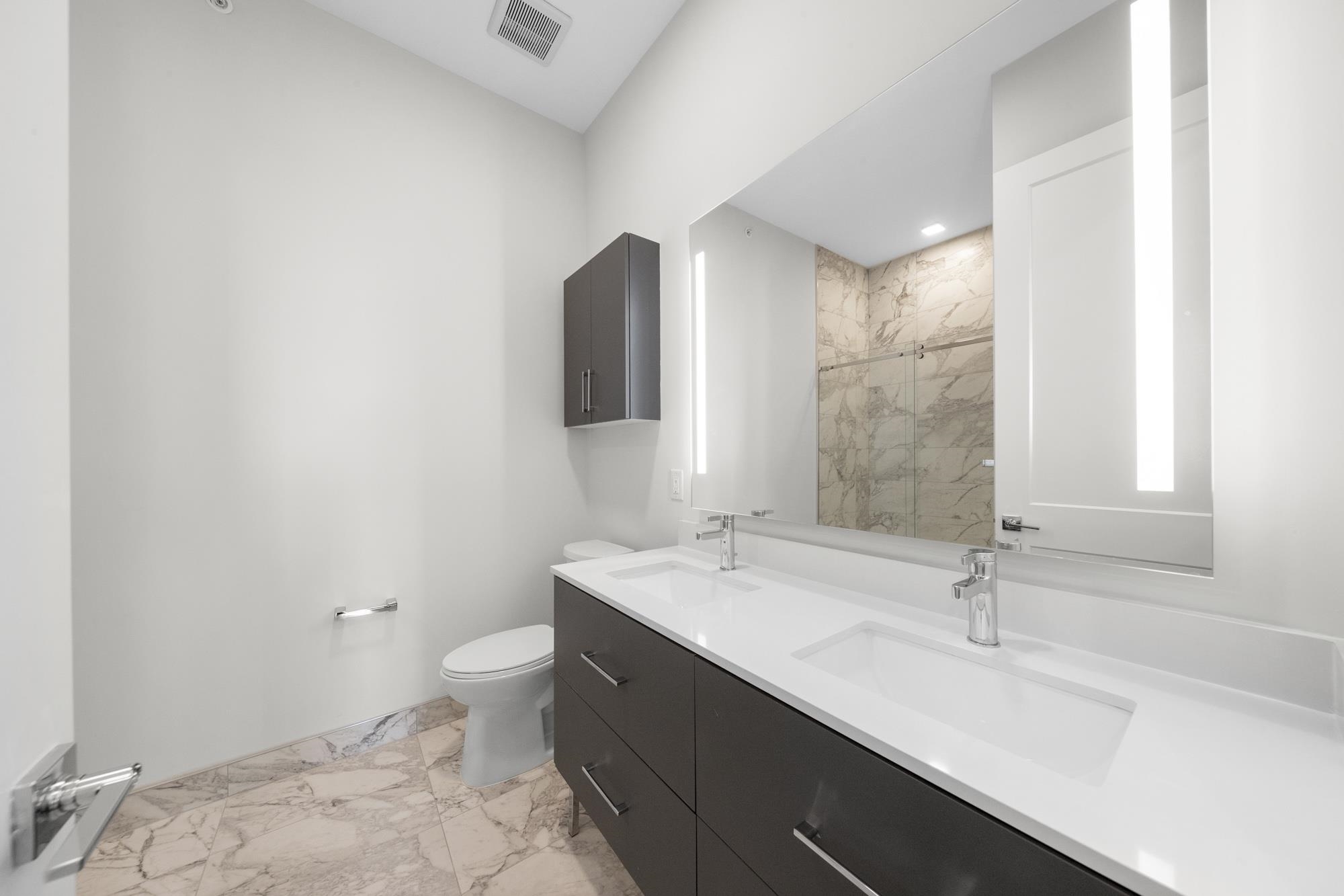 121 34TH ST Unit: 311