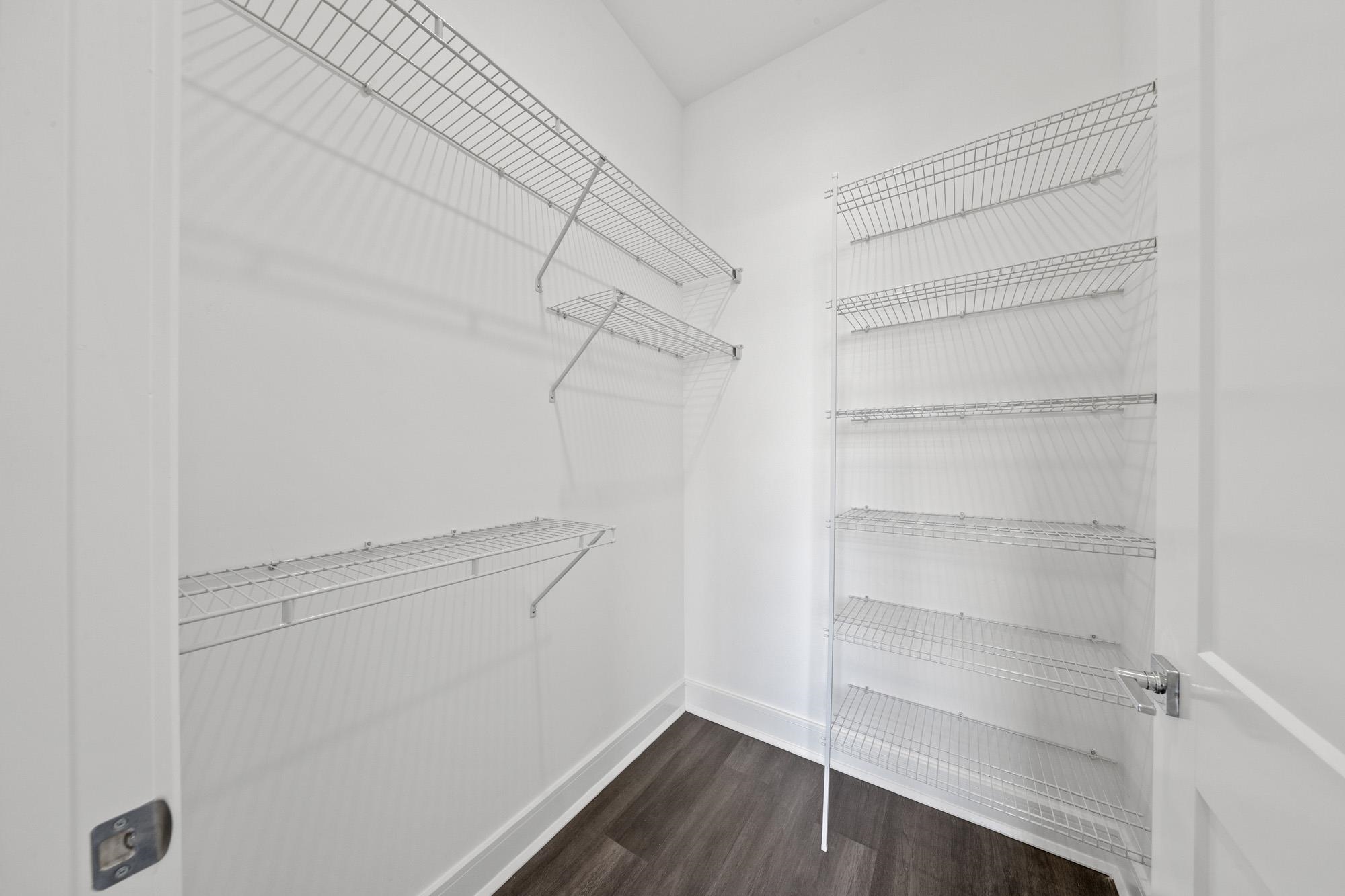 121 34TH ST Unit: 303