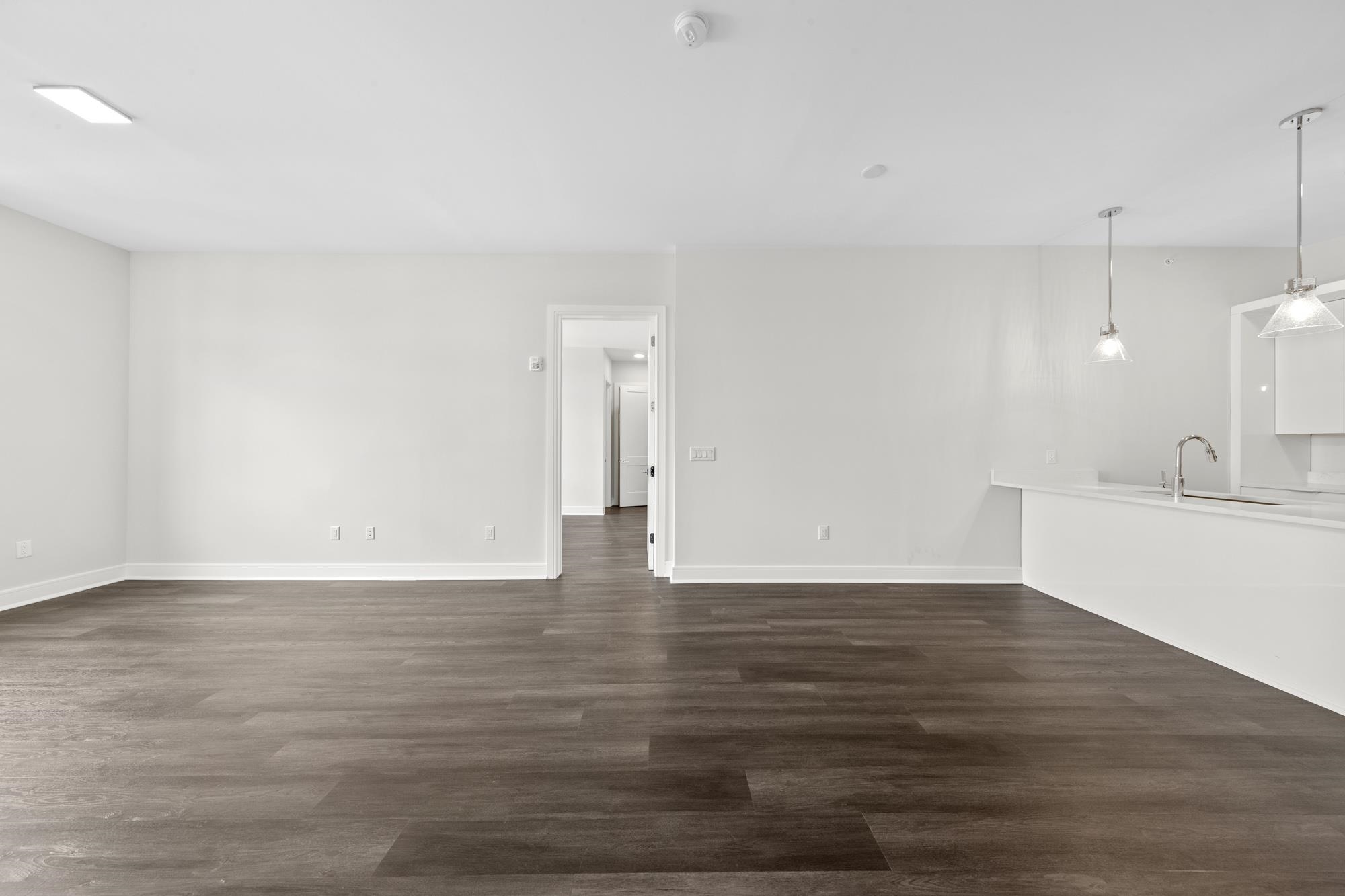 121 34TH ST Unit: 302