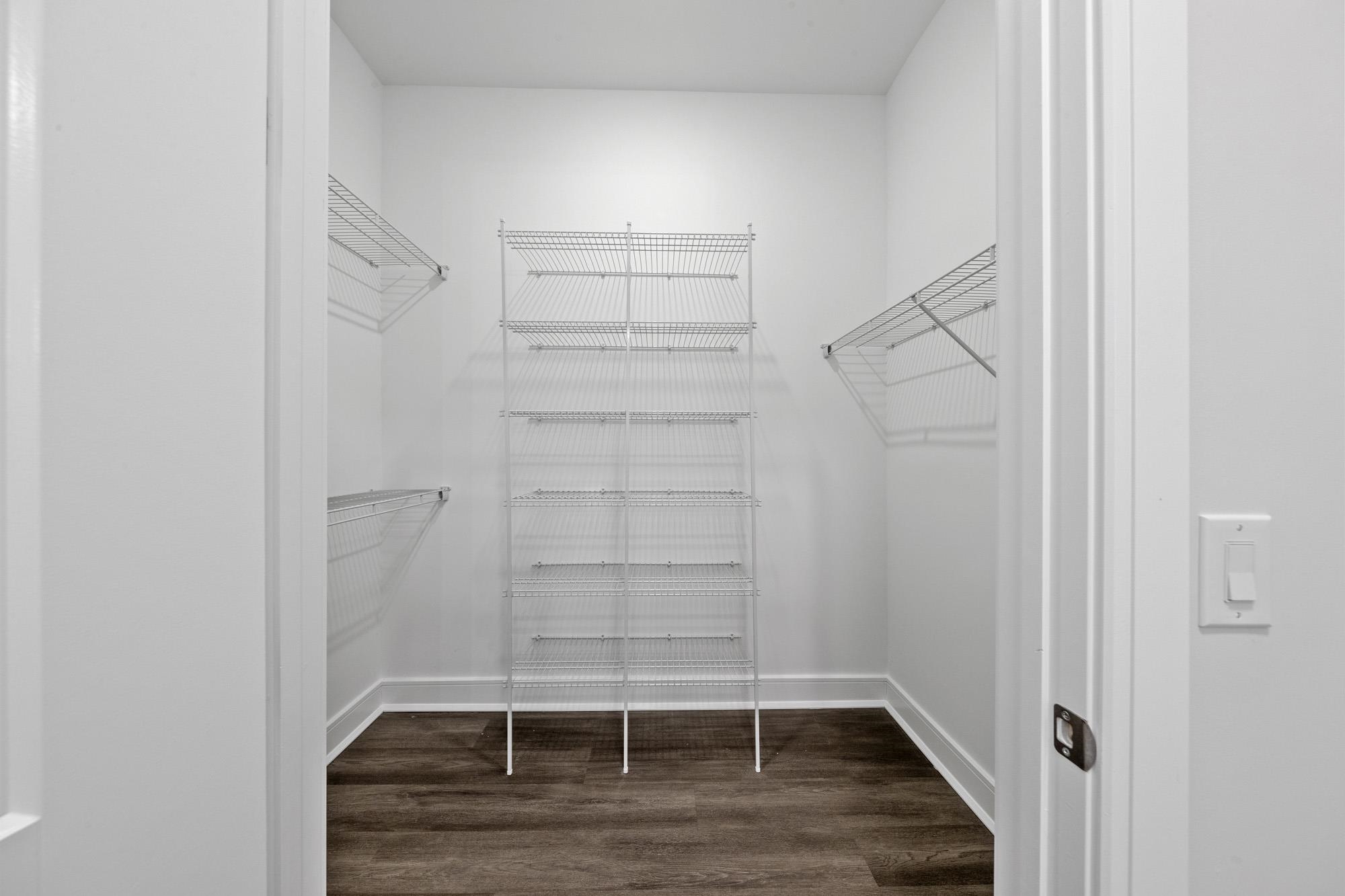 121 34TH ST Unit: 302