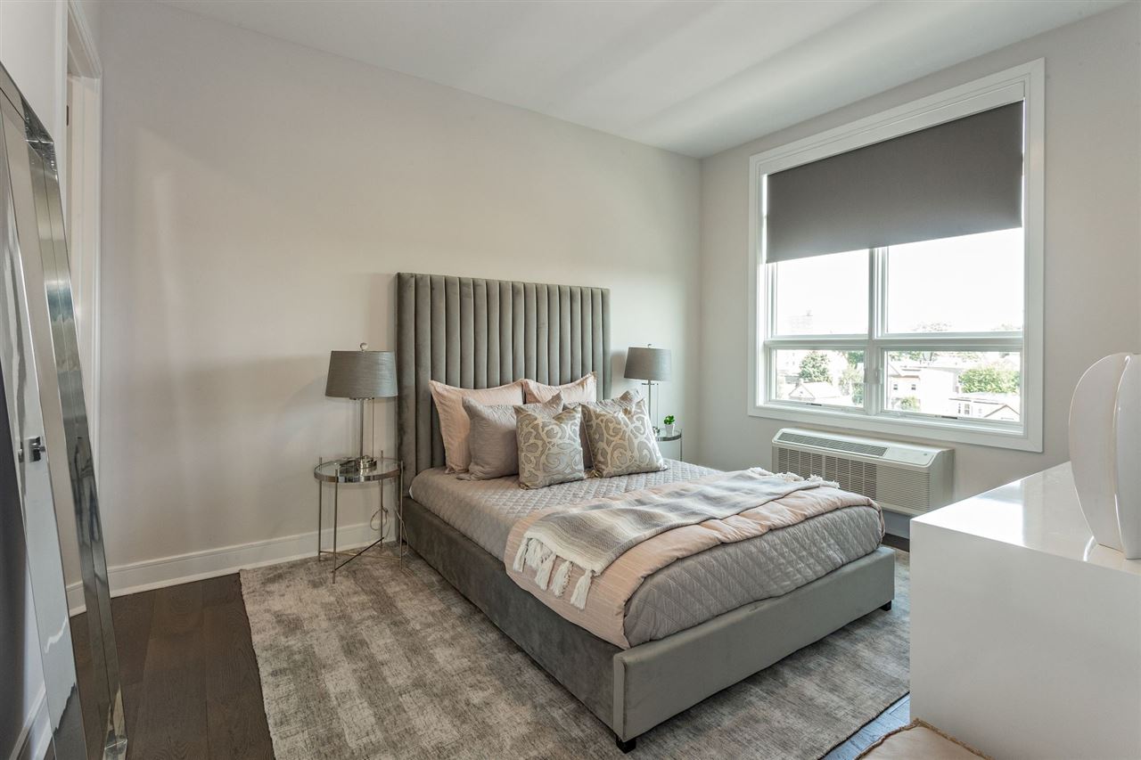 119 PETER ST Unit: 401