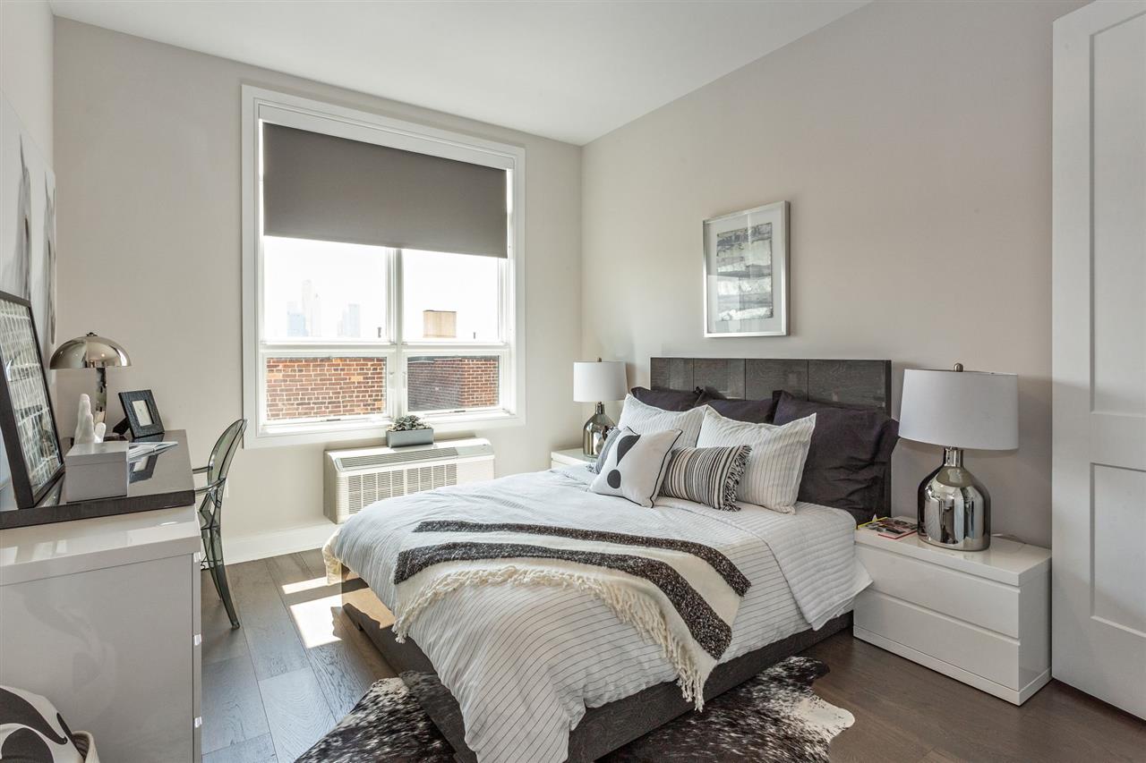 119 PETER ST Unit: 401