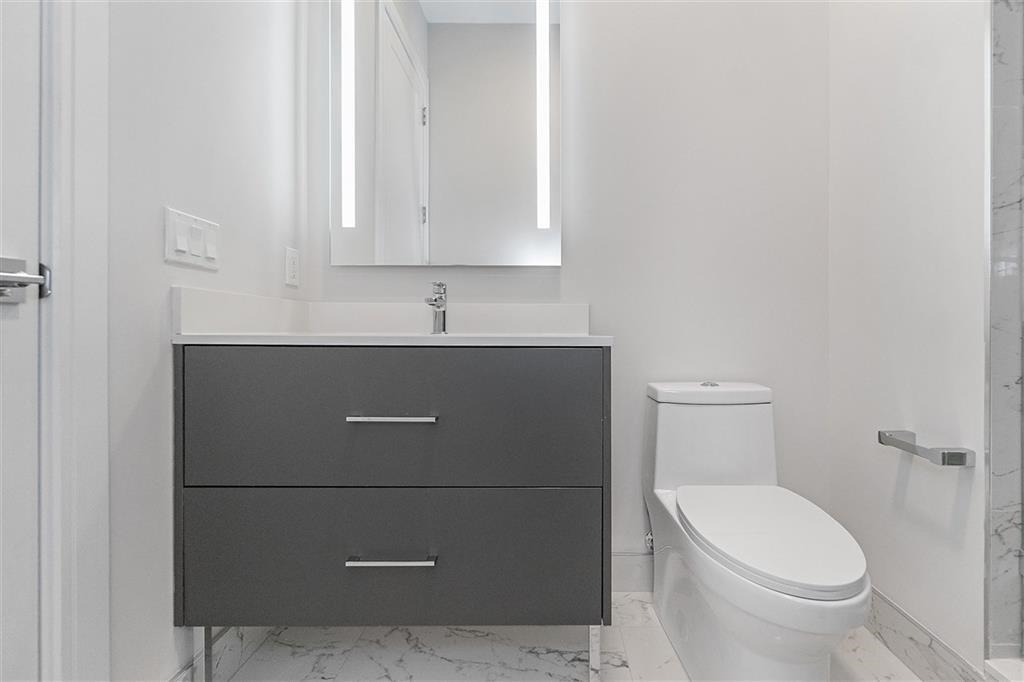 119 PETER ST Unit: 604