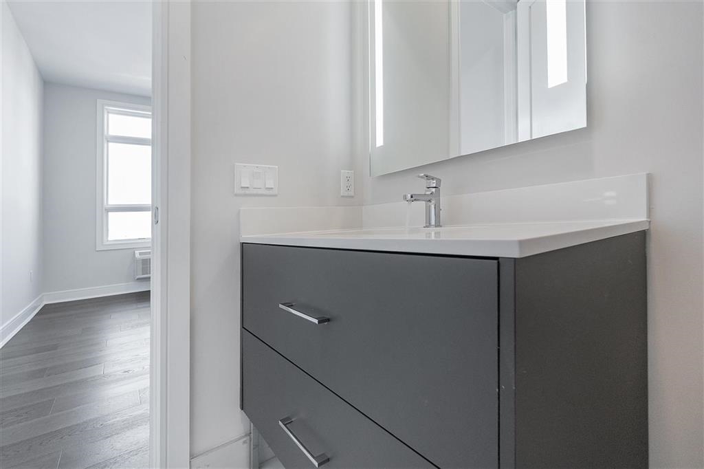 119 PETER ST Unit: 604