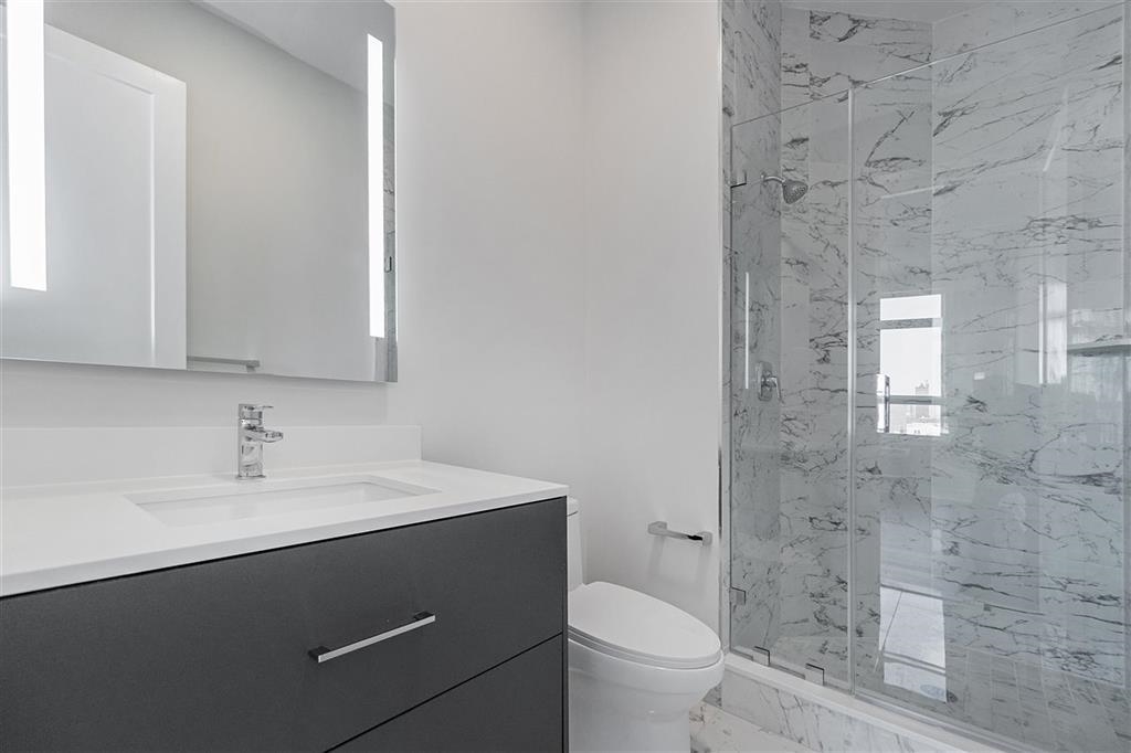 119 PETER ST Unit: 604