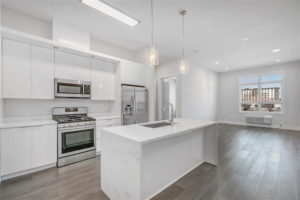 119 PETER ST Unit: 509