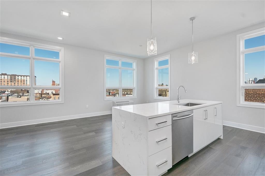 119 PETER ST Unit: 509