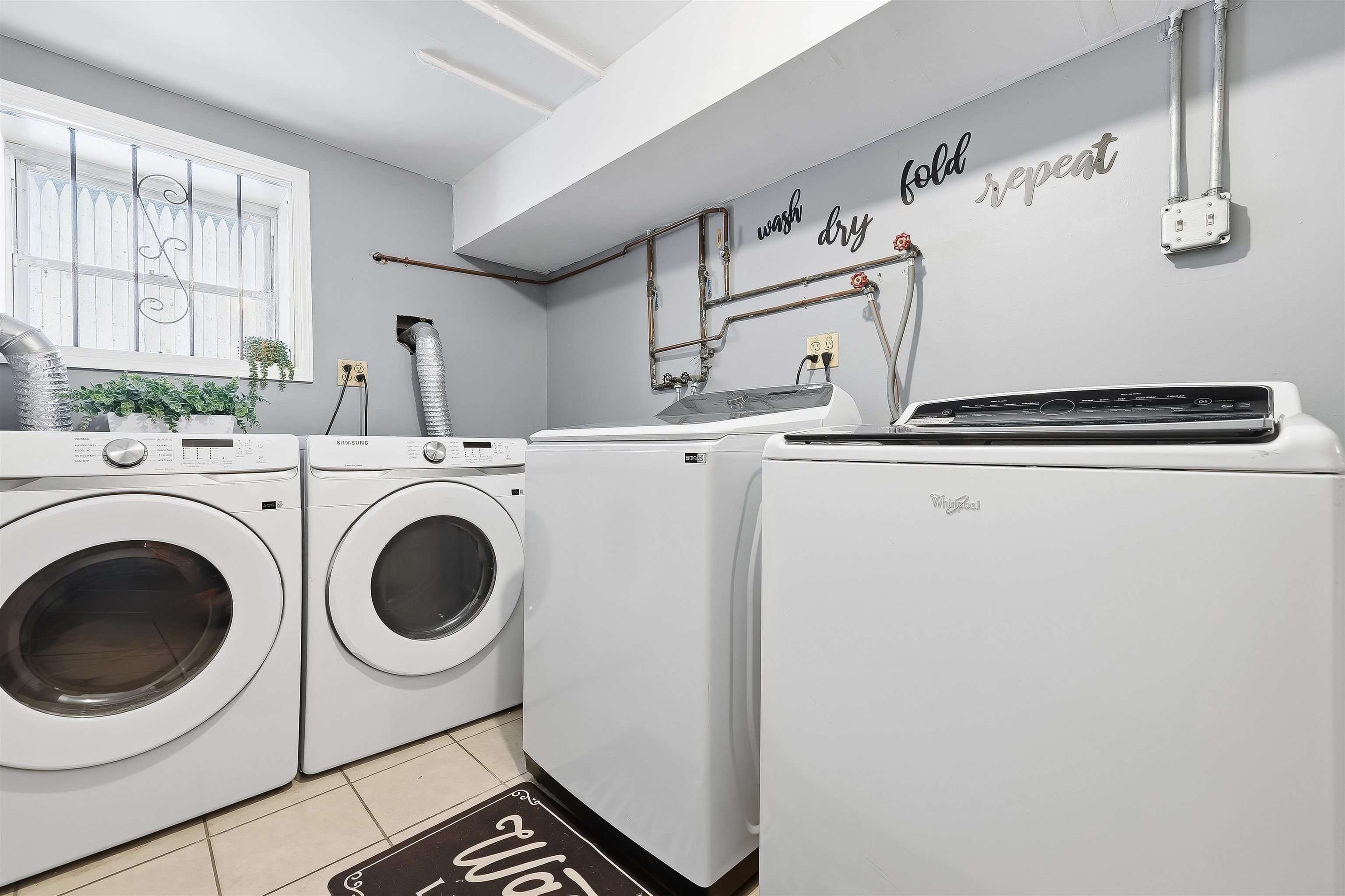 535 BLOOMFIELD ST Unit: BS