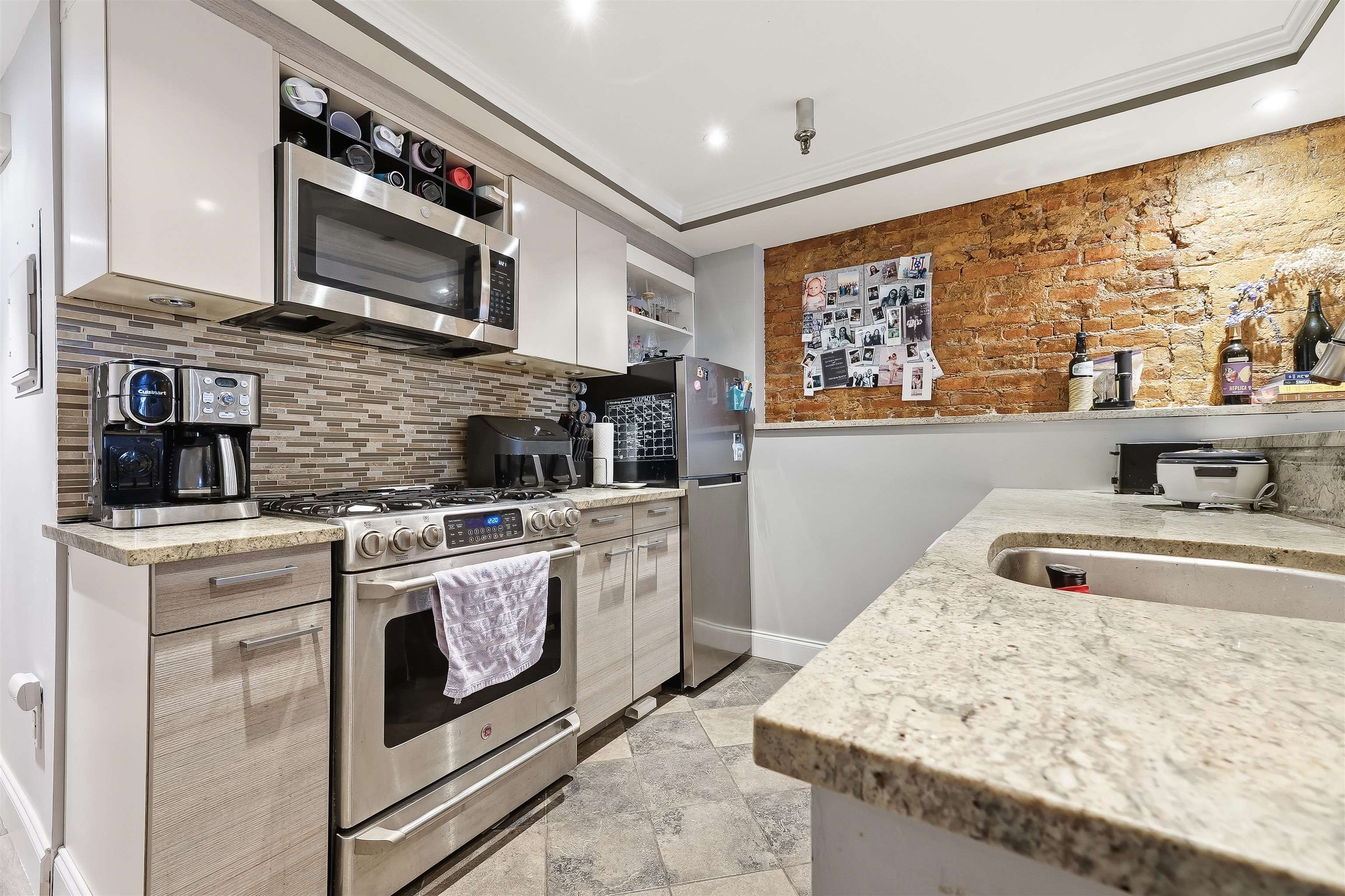 535 BLOOMFIELD ST Unit: BS