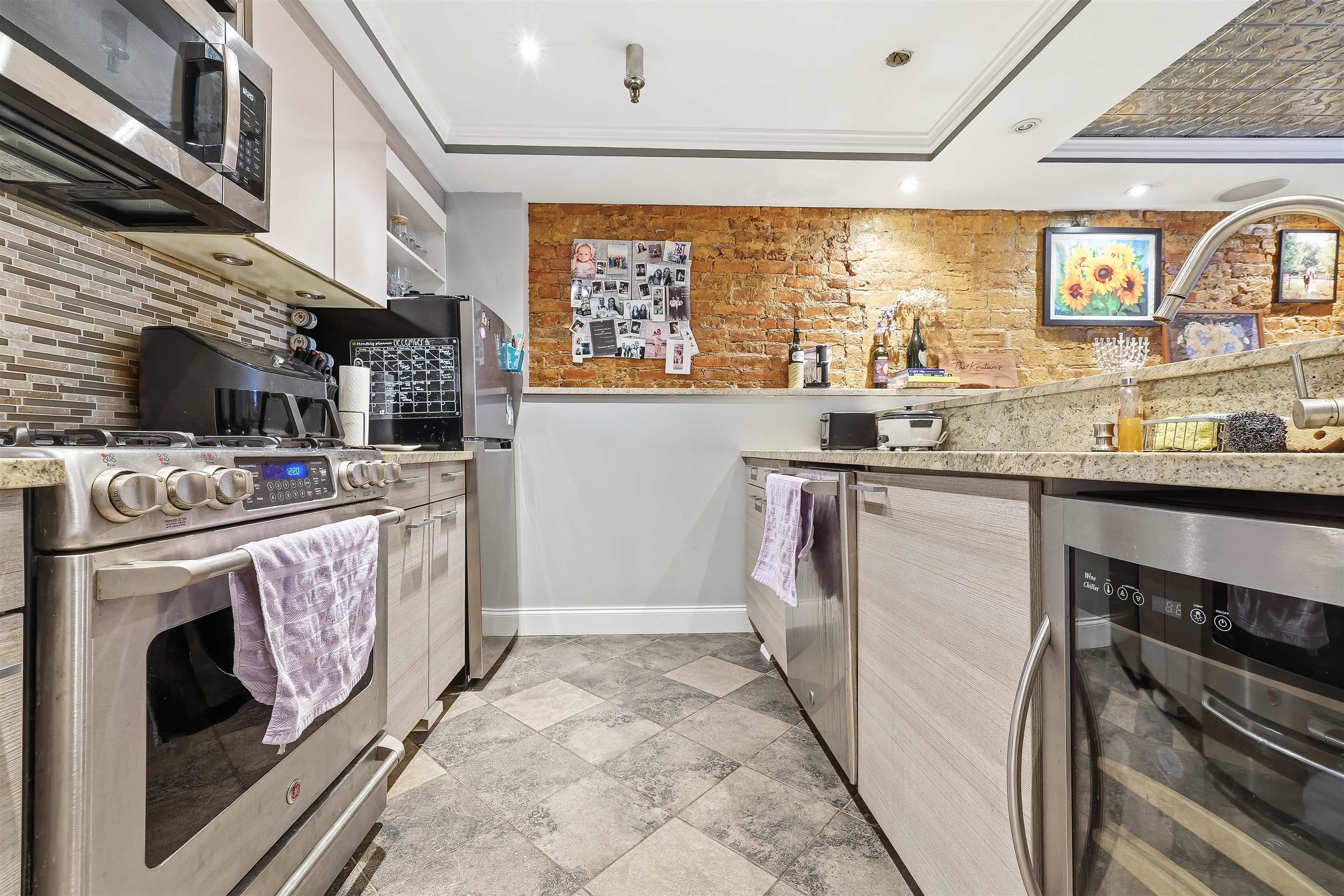 535 BLOOMFIELD ST Unit: BS