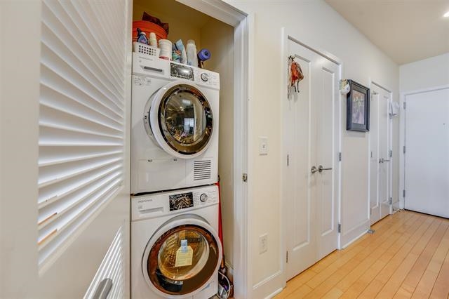 1125 MAXWELL LANE Unit: 1207