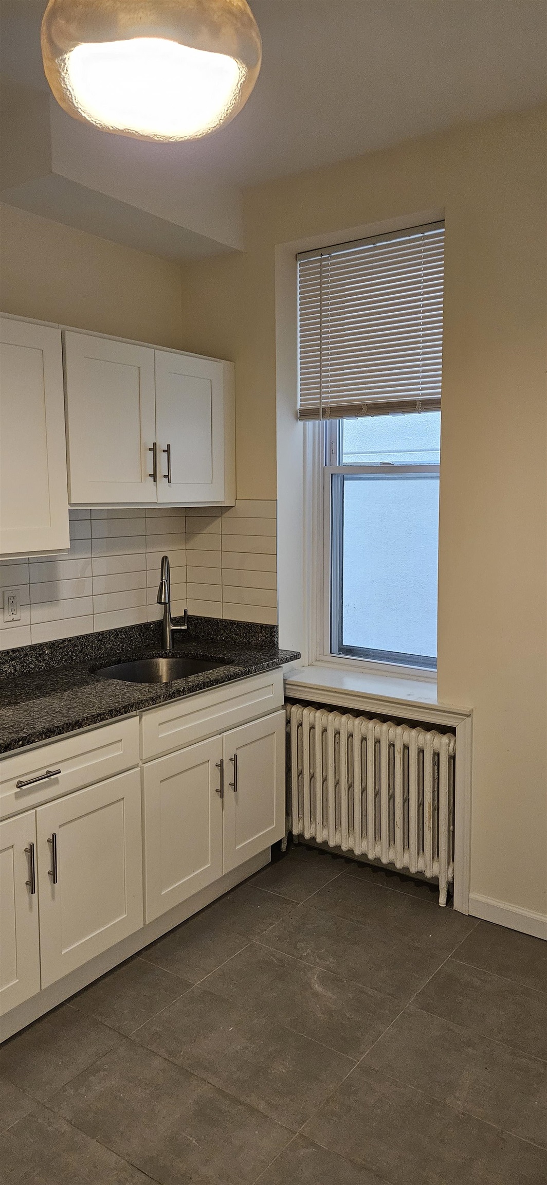 327 JACKSON ST Unit: 3