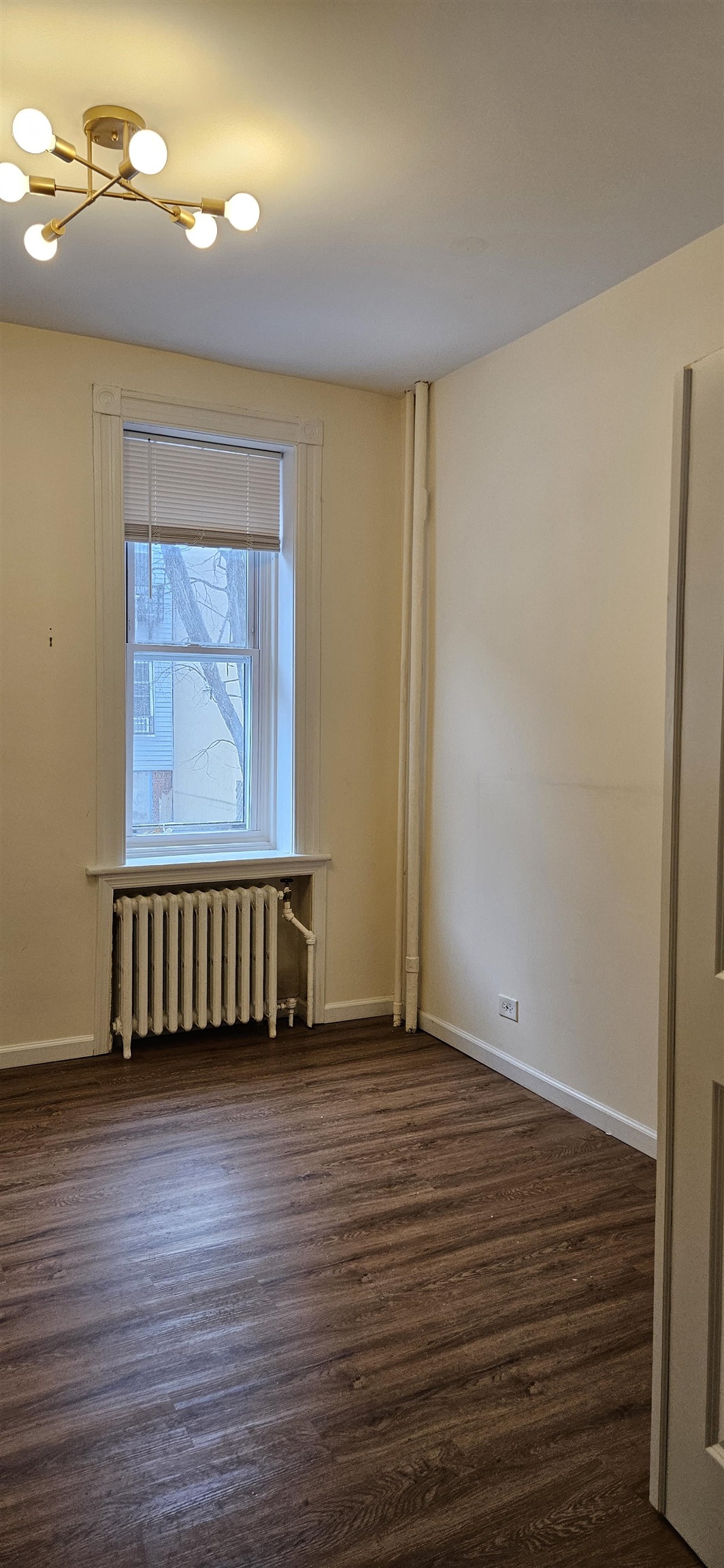 327 JACKSON ST Unit: 3