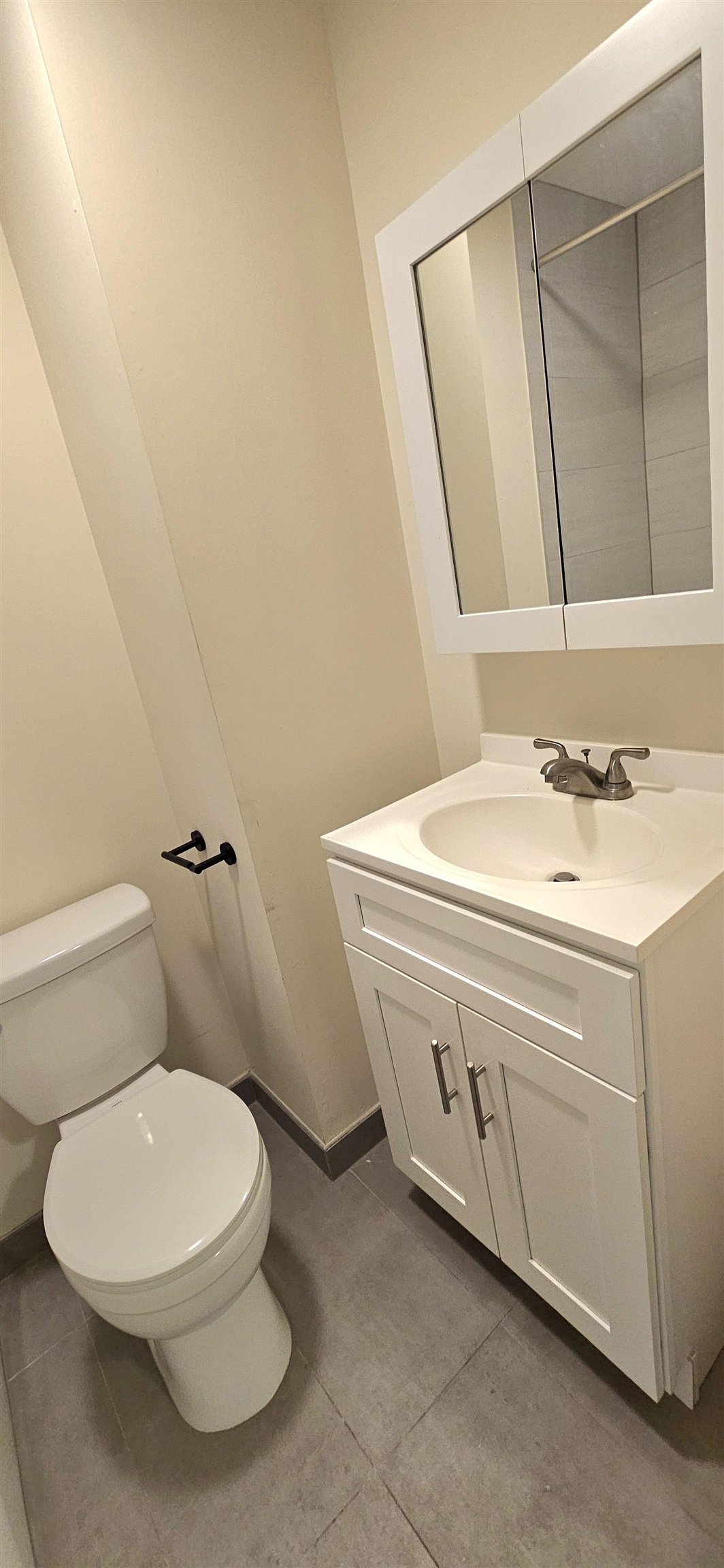 327 JACKSON ST Unit: 3