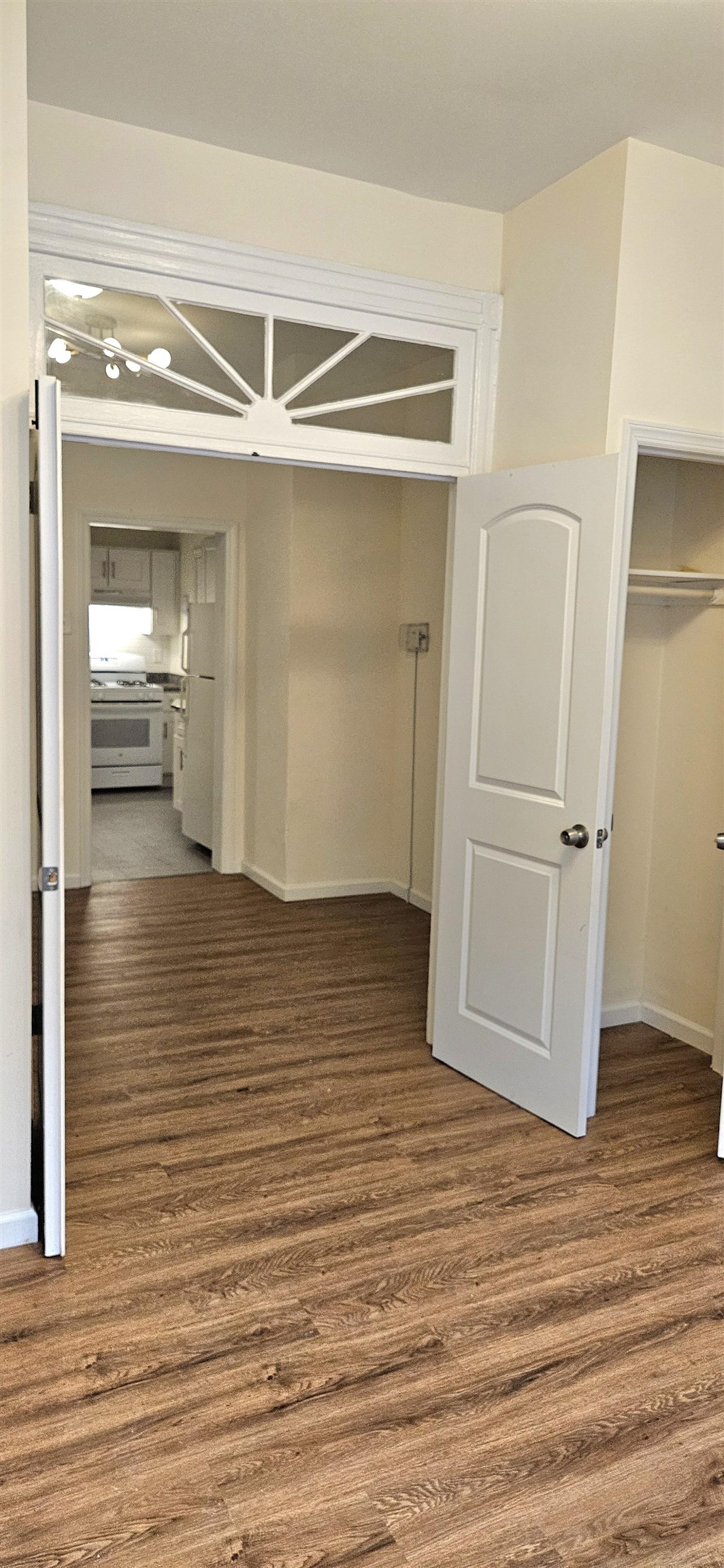 327 JACKSON ST Unit: 3