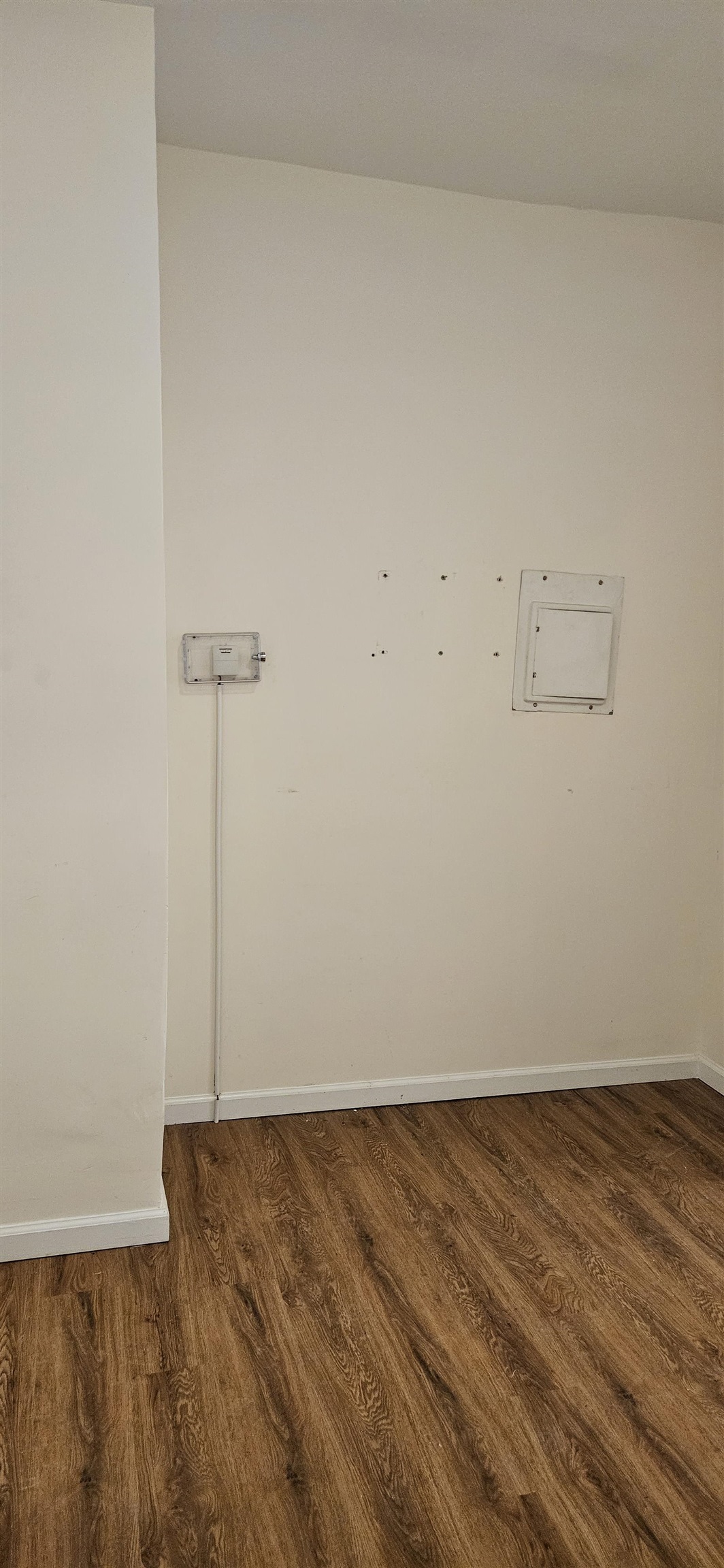 327 JACKSON ST Unit: 3