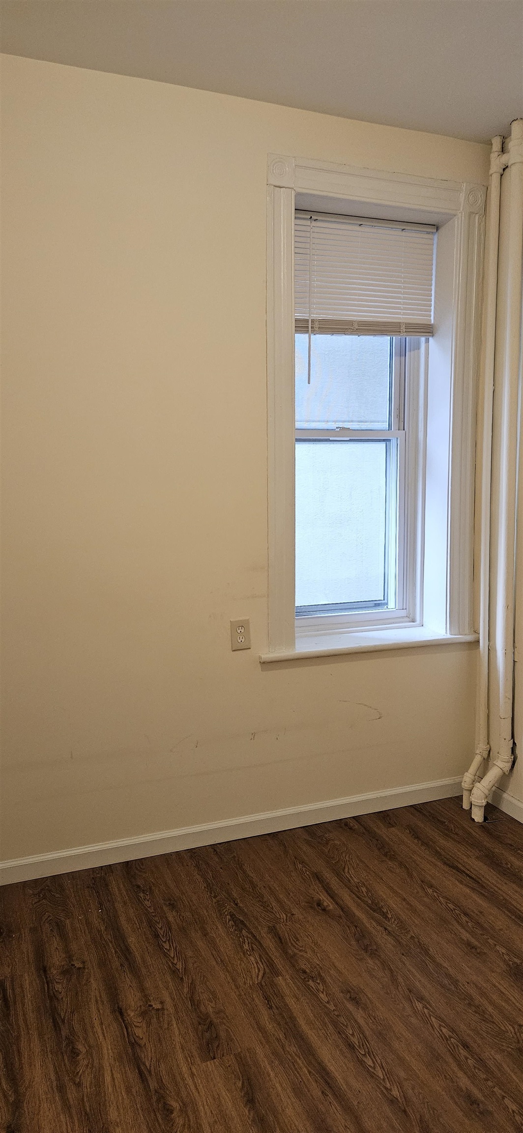 327 JACKSON ST Unit: 3