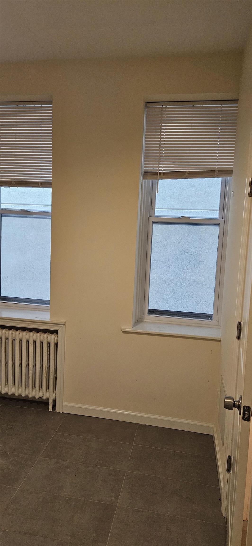 327 JACKSON ST Unit: 3