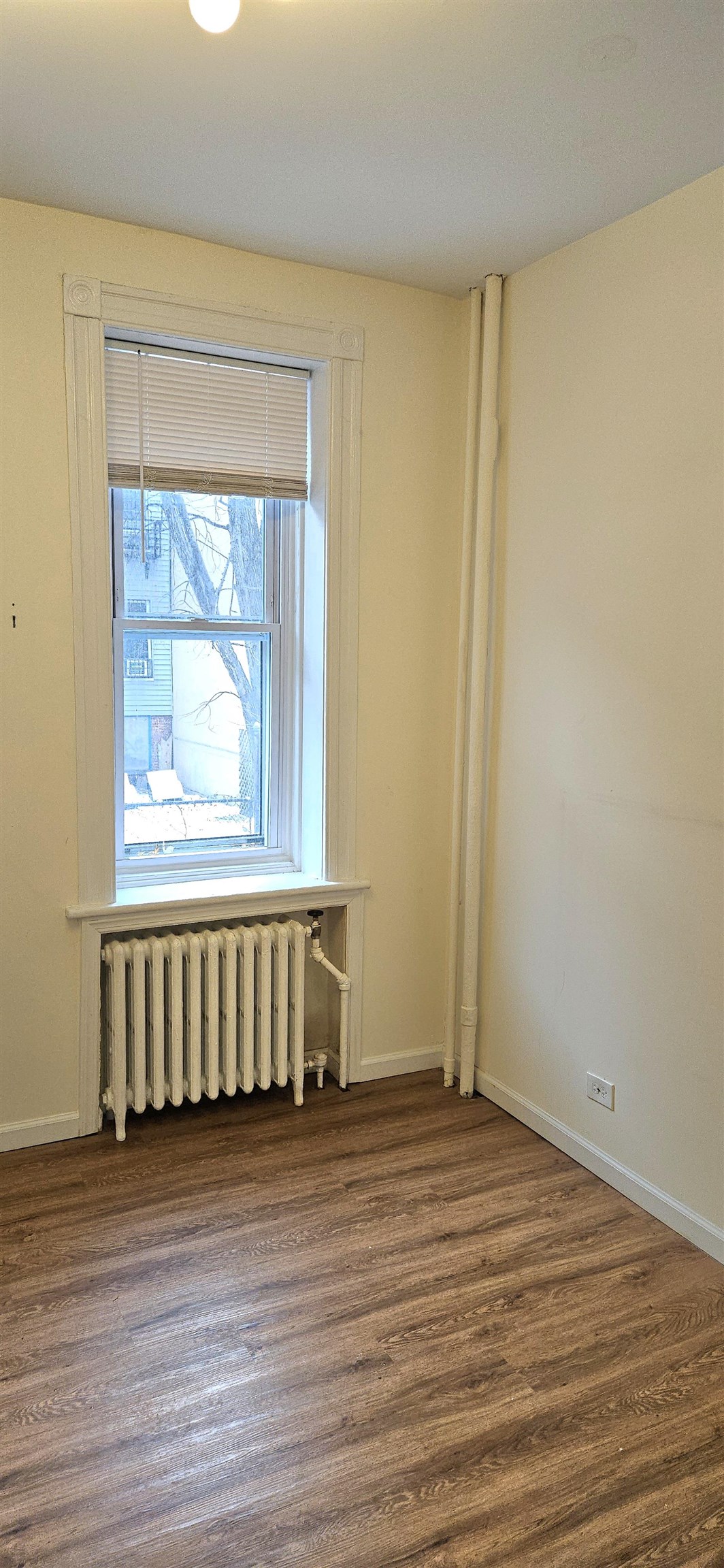 327 JACKSON ST Unit: 3