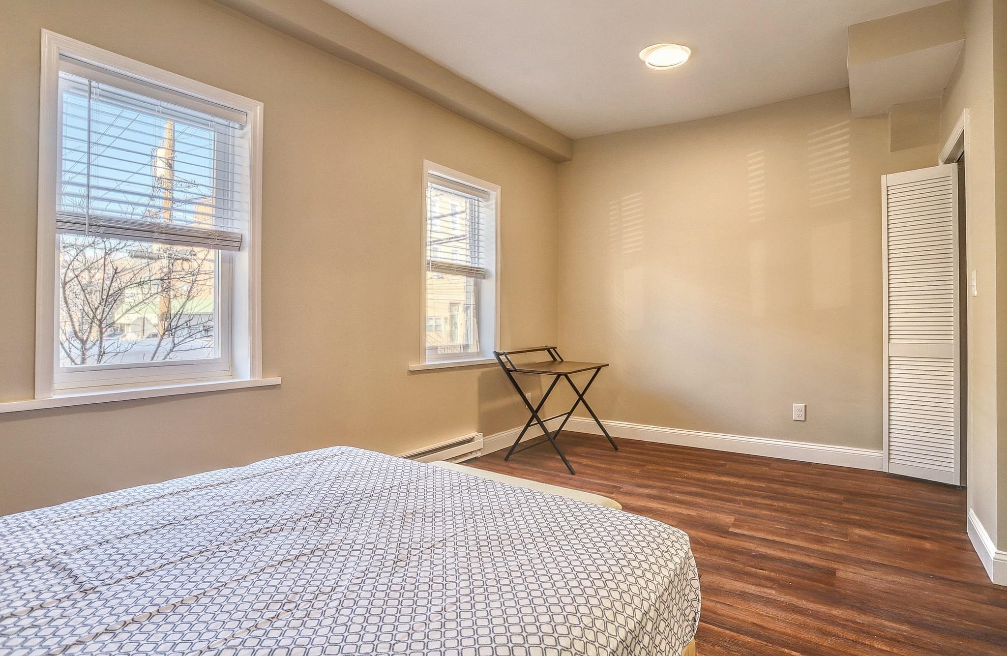 235 MONROE ST Unit: 1