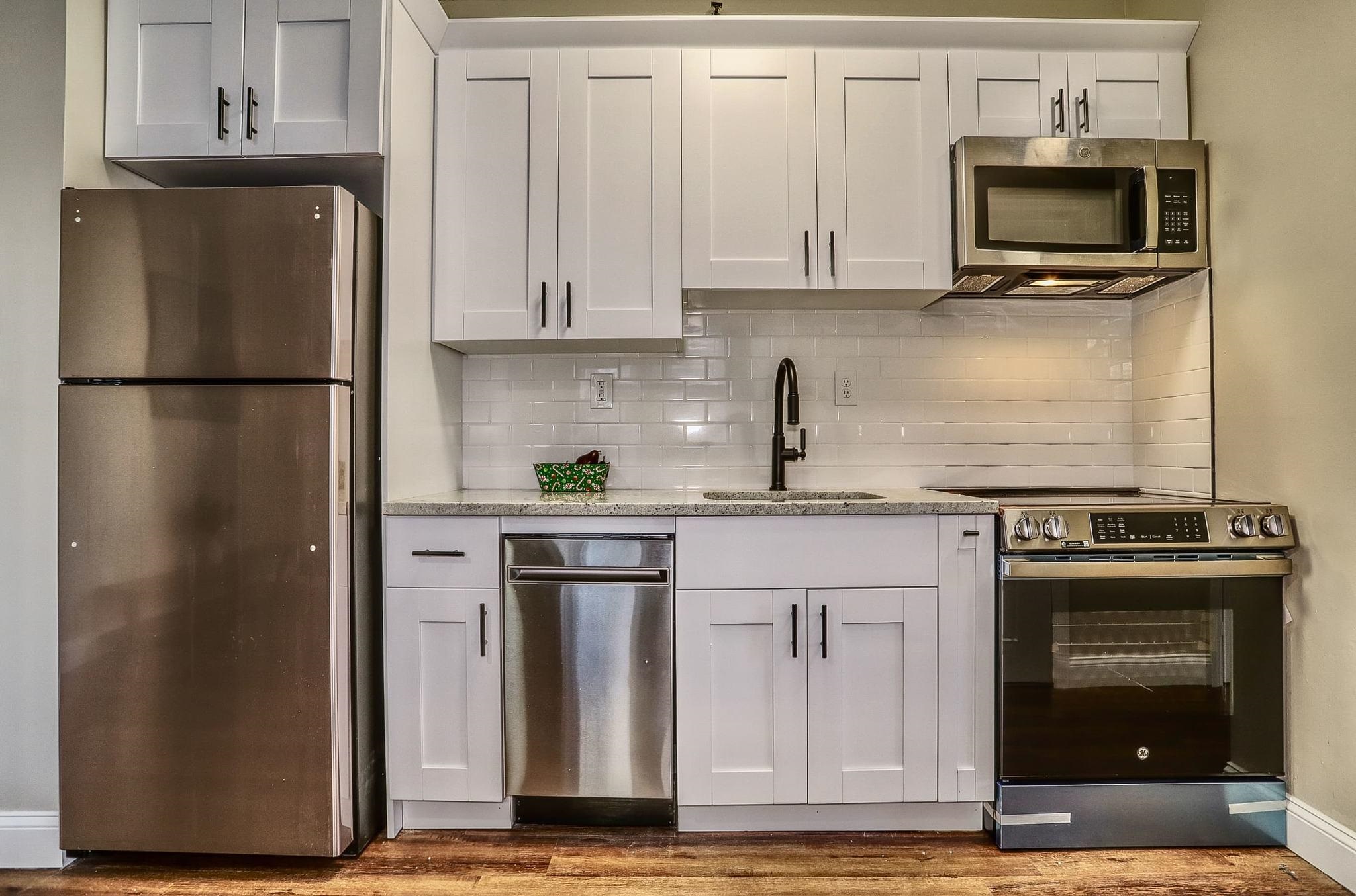 235 MONROE ST Unit: 1